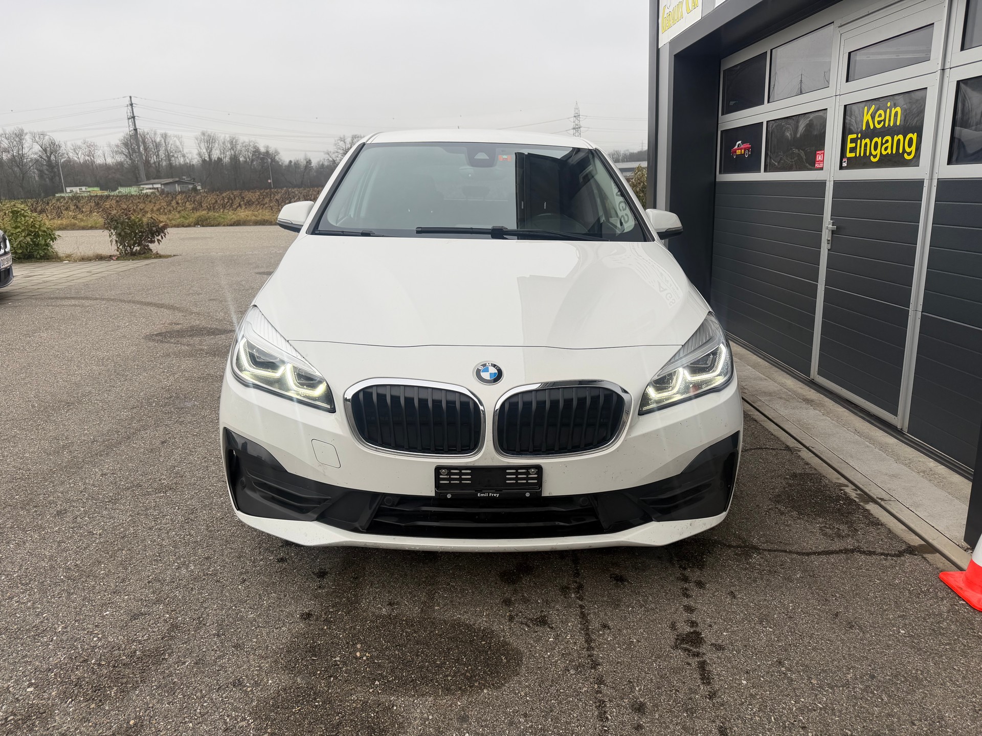 BMW 216d Active Tourer-image-6