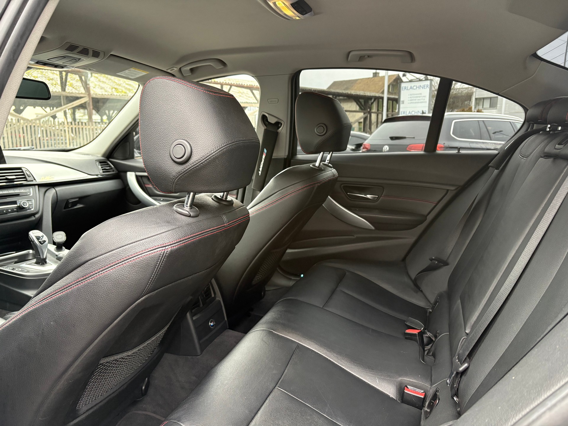 BMW 335i Sport Line Steptronic-image-10