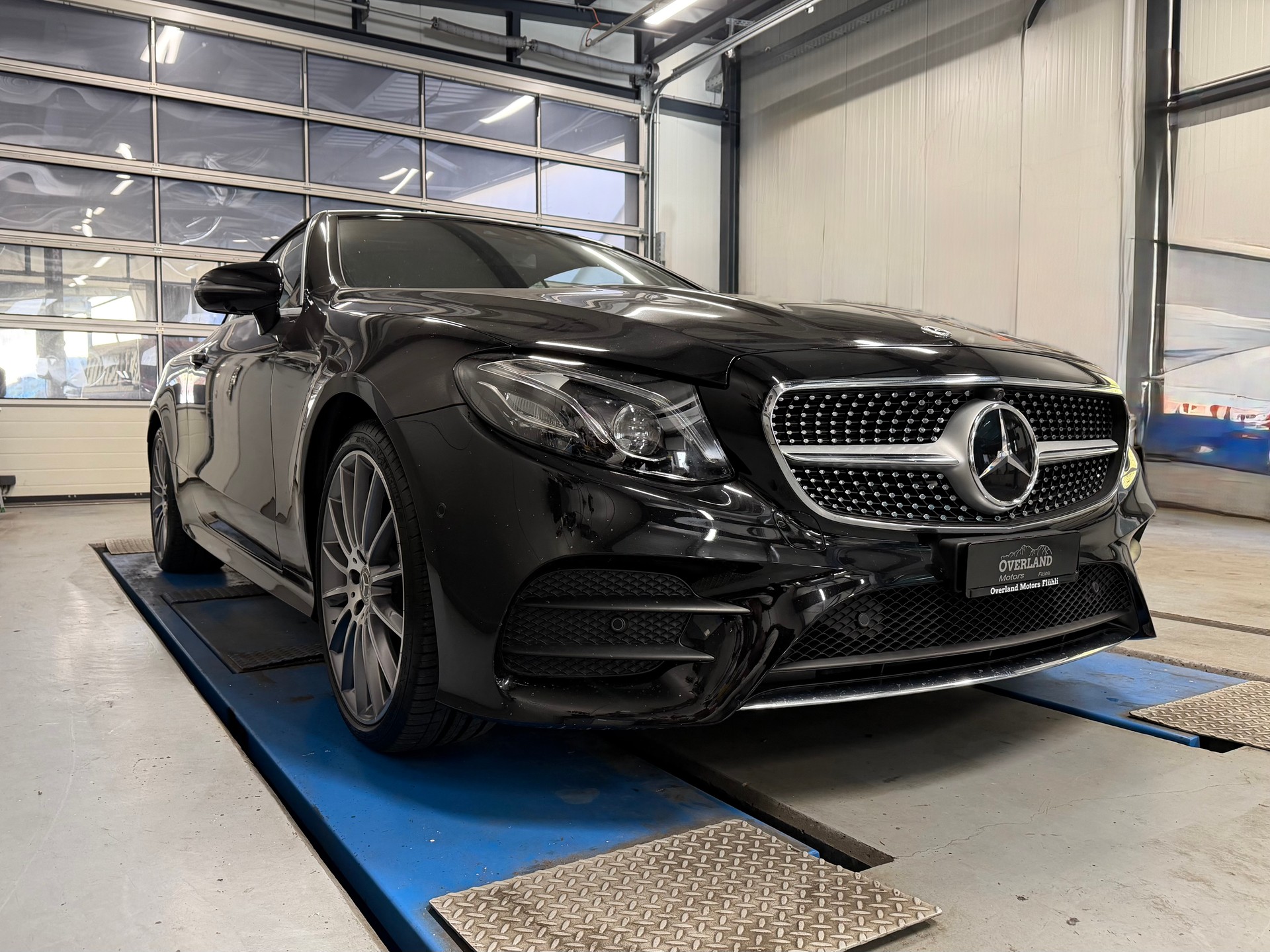 MERCEDES-BENZ E 450 Cabriolet AMG Line 4 Matic 9G-Tronic-image-6