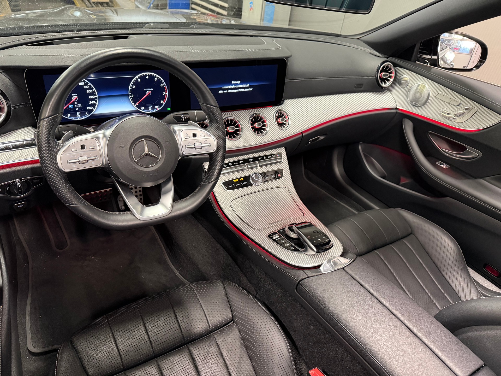 MERCEDES-BENZ E 450 Cabriolet AMG Line 4 Matic 9G-Tronic-image-15
