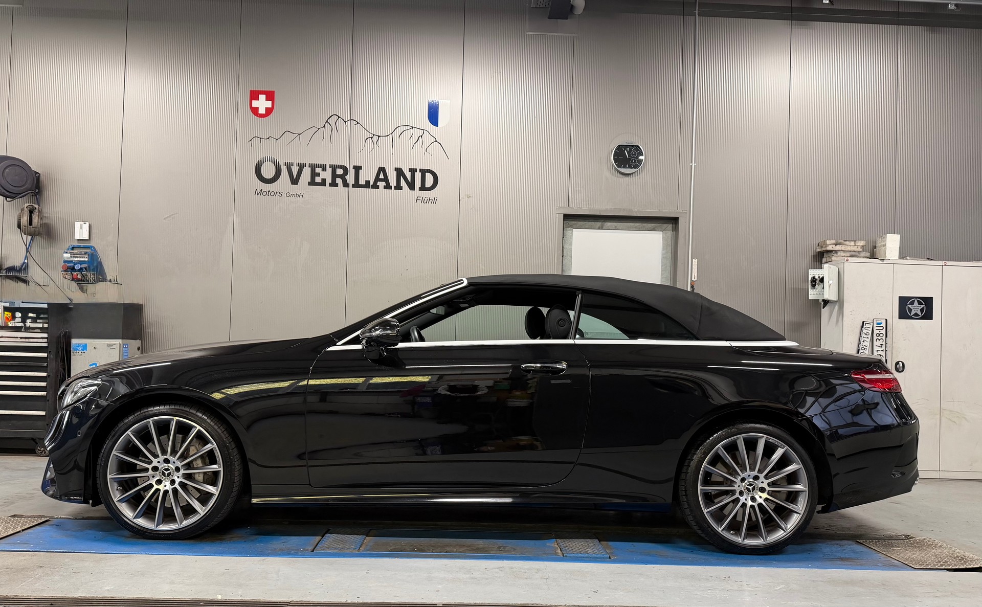 MERCEDES-BENZ E 450 Cabriolet AMG Line 4 Matic 9G-Tronic-showroom-element-2