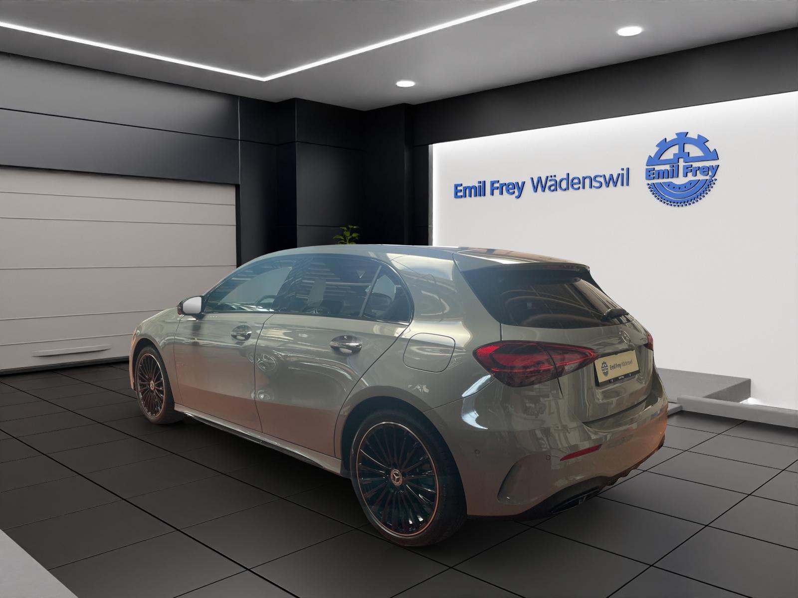 MERCEDES-BENZ A 250 e AMG Line-image-2