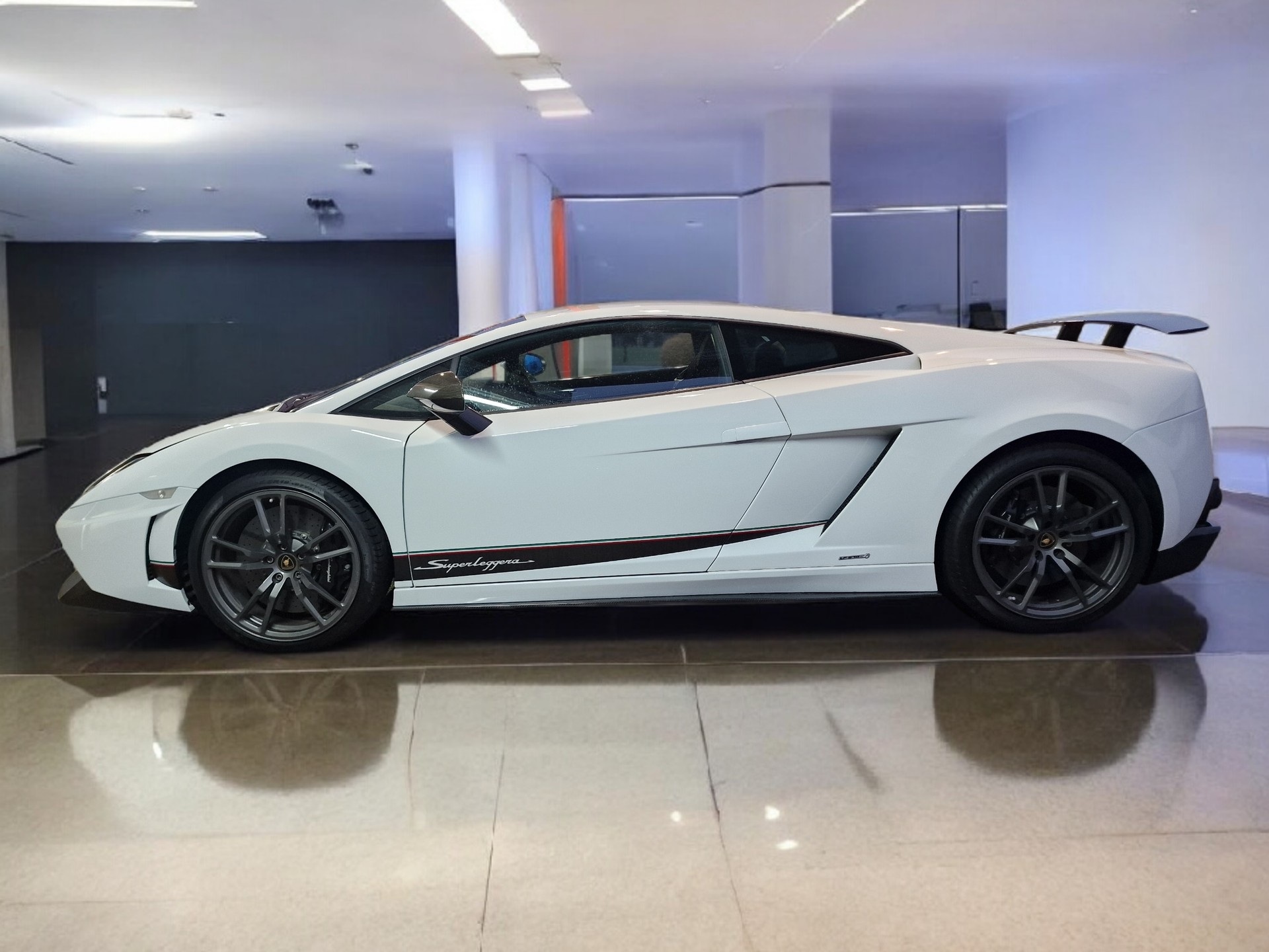 LAMBORGHINI Gallardo LP570-4 Coupé Superleggera E-Gear-image-4