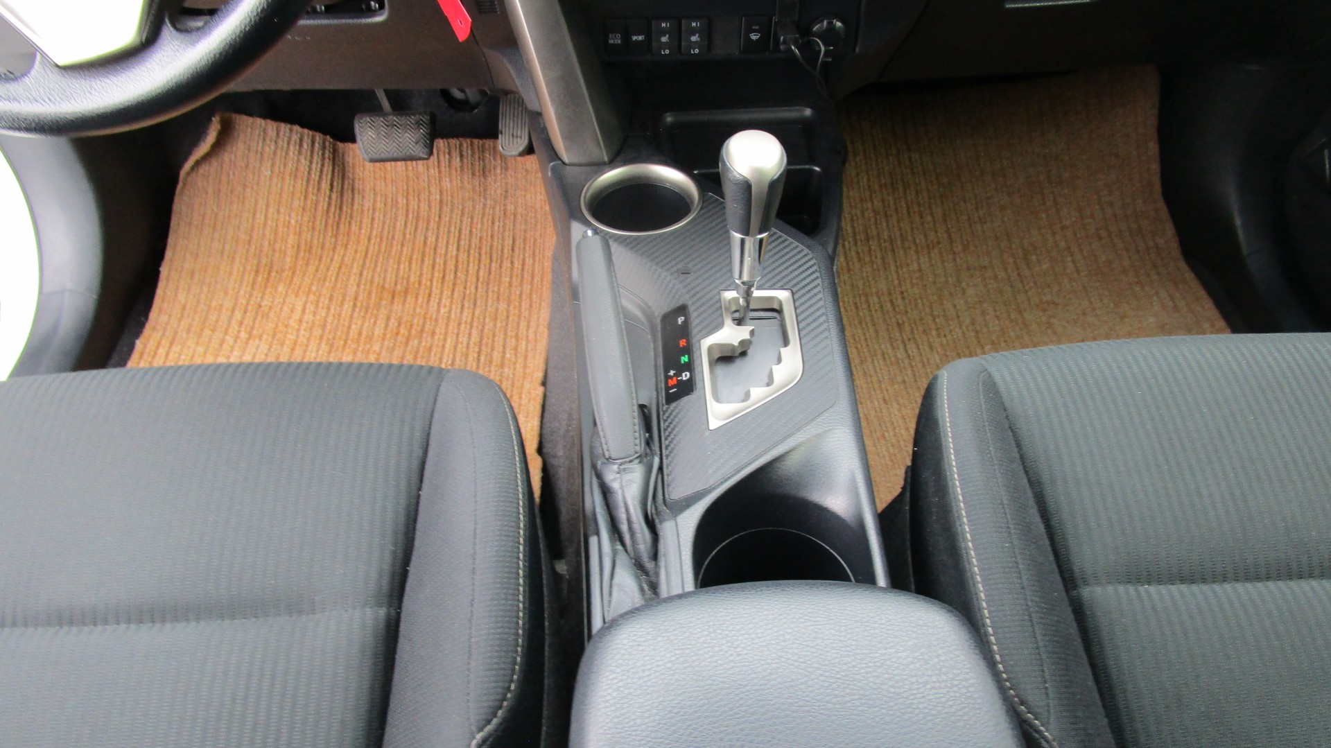 TOYOTA RAV-4 2.0 16V Sol Premium Multidrive S-image-12