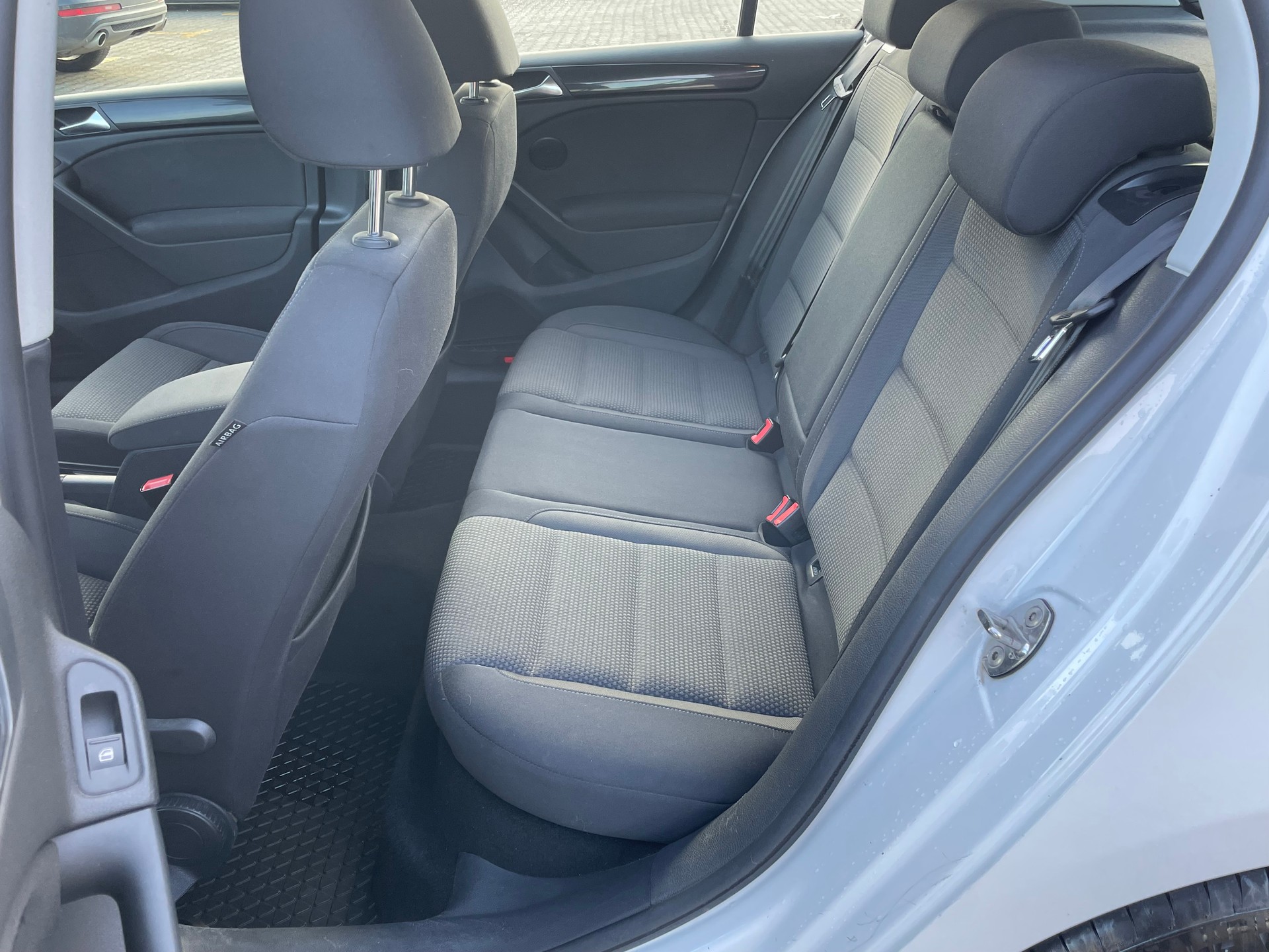 VW Golf 1.4 TSI Team DSG-image-15