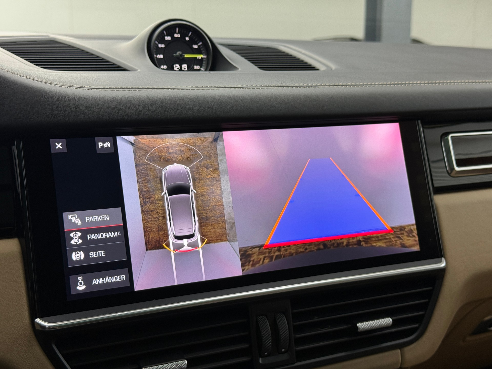 PORSCHE Cayenne Turbo S E-Hybrid-image-29