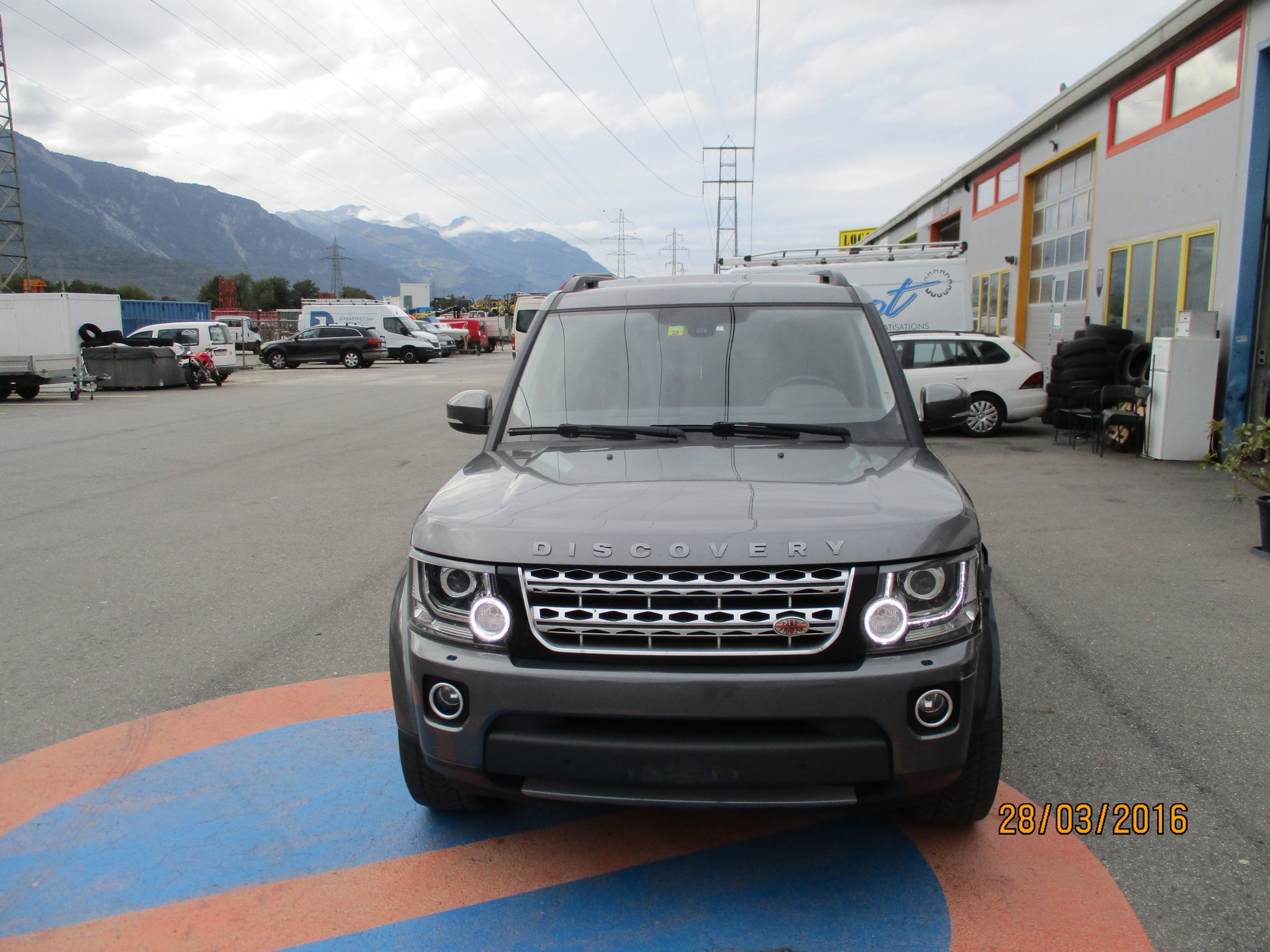 LAND ROVER DISCOVERY-image-2