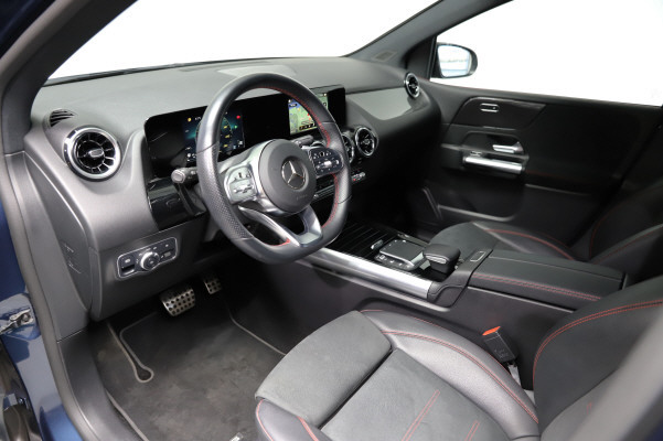 Image MERCEDES-BENZ B-200 B 200 AMG Line