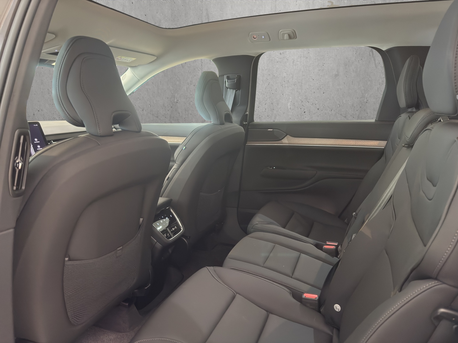 VOLVO EX90 Twin Performance 111 kWh Ultra AWD-image-15