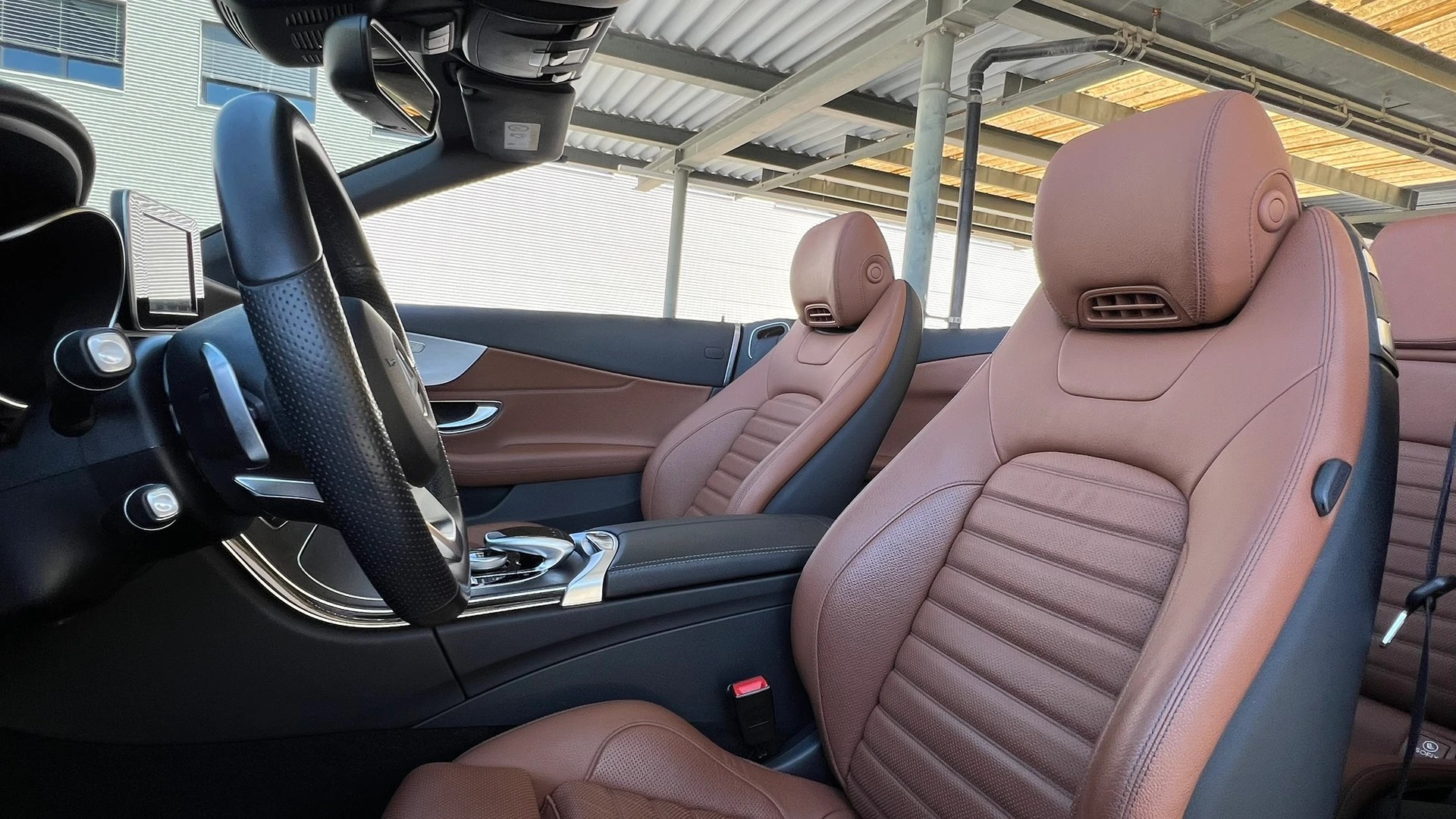 MERCEDES-BENZ C 250 CABRIOLET AMG LINE 9G-TRONIC l 211 PS-image-27
