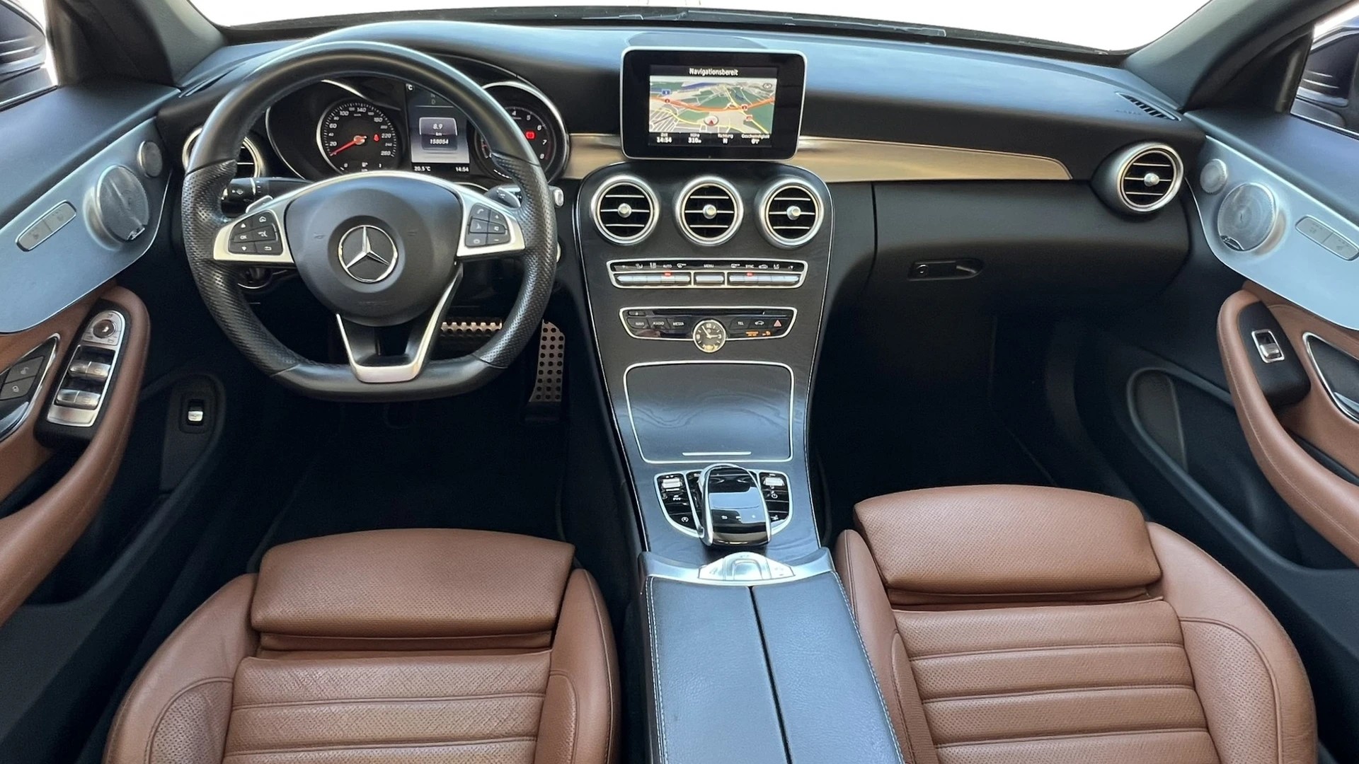 MERCEDES-BENZ C 250 CABRIOLET AMG LINE 9G-TRONIC l 211 PS-image-24