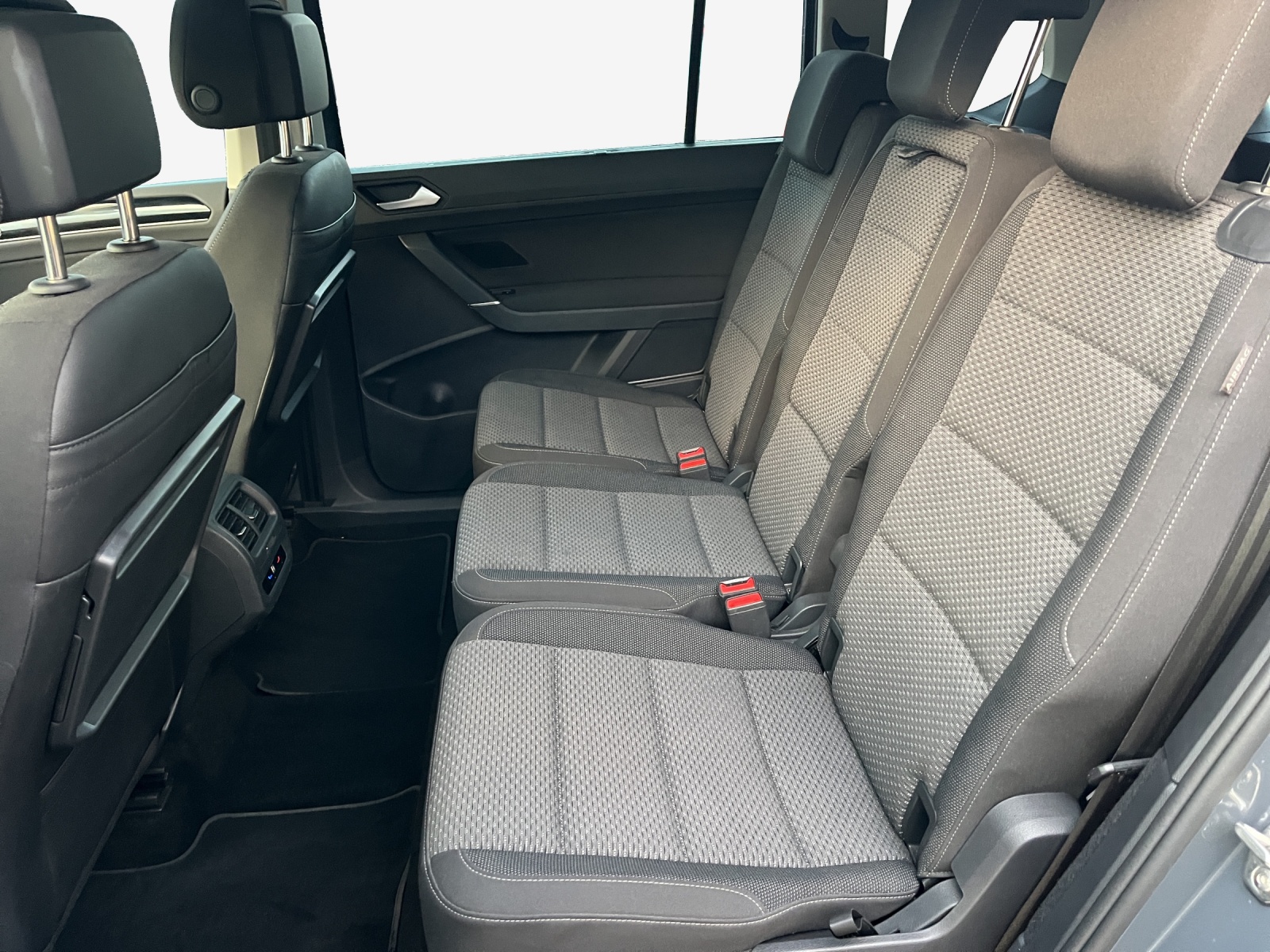 VW Touran 1.5 TSI EVO Comfortline United DSG-image-11