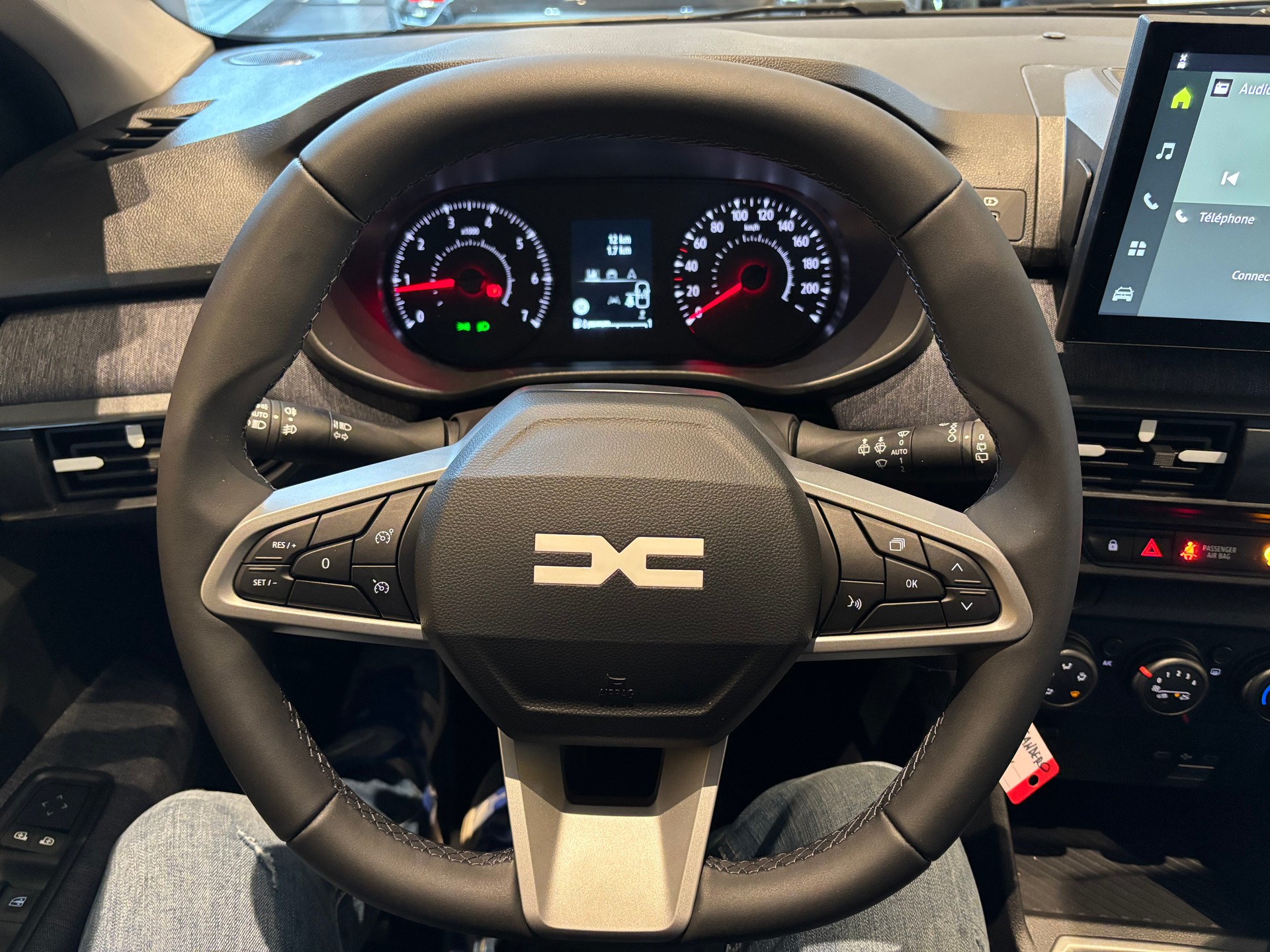 DACIA Sandero TCe 100 Expression-image-11