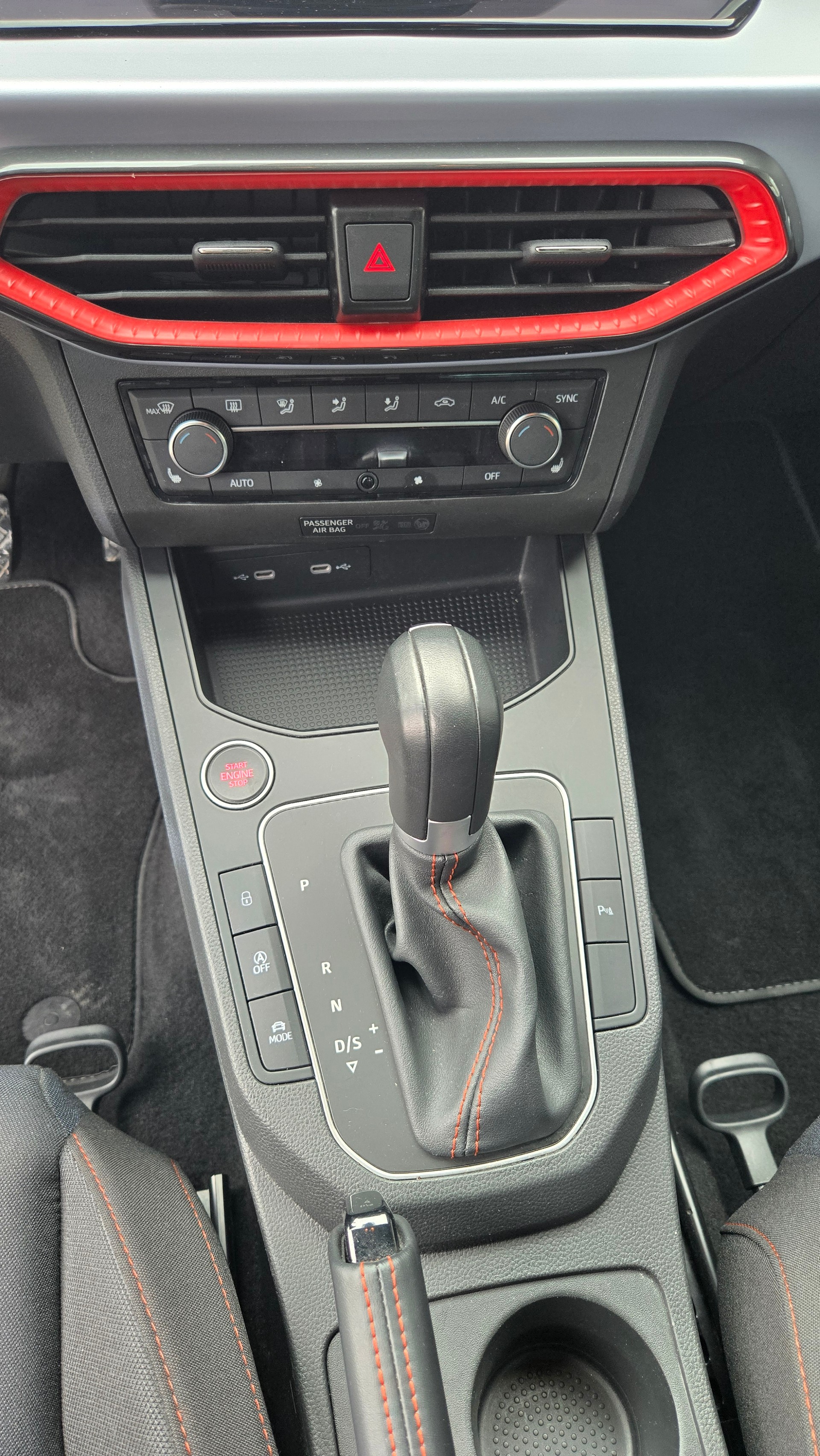 SEAT Ibiza 1.0 EcoTSI Move FR DSG-image-10