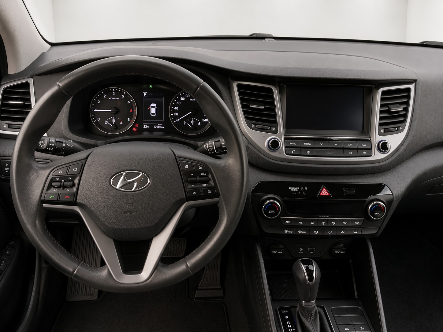 HYUNDAI Tucson 1.7 CRDI Vertex 2WD DTC 7-image-9