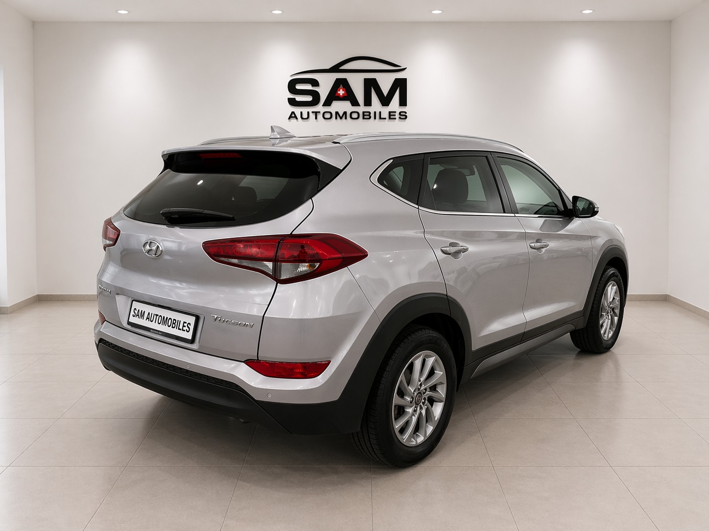 HYUNDAI Tucson 1.7 CRDI Vertex 2WD DTC 7-image-4