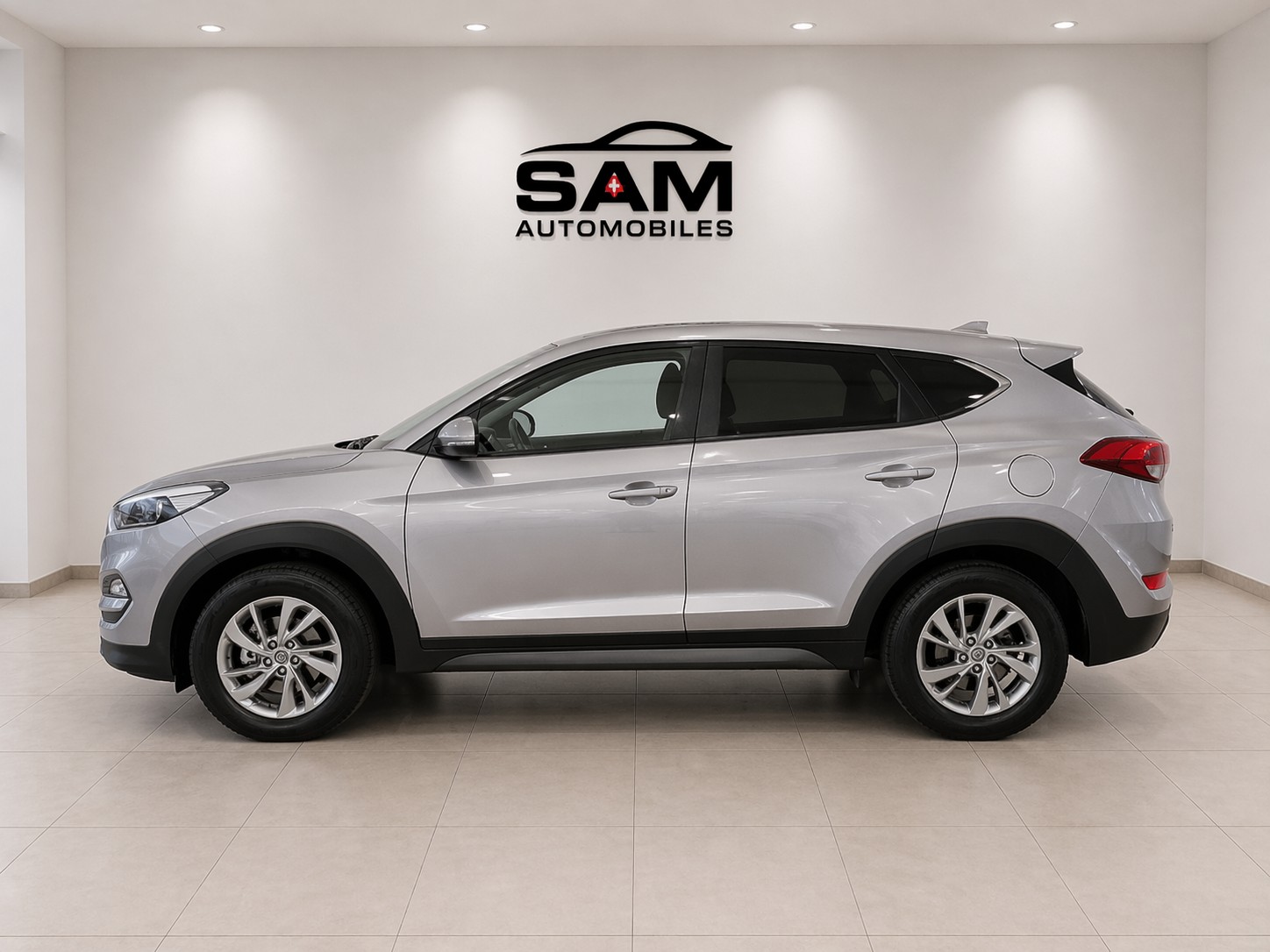 HYUNDAI Tucson 1.7 CRDI Vertex 2WD DTC 7-image-6