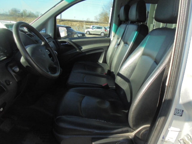 MERCEDES-BENZ Vito 116 CDI Blue Efficiency L 4Matic A-image-3
