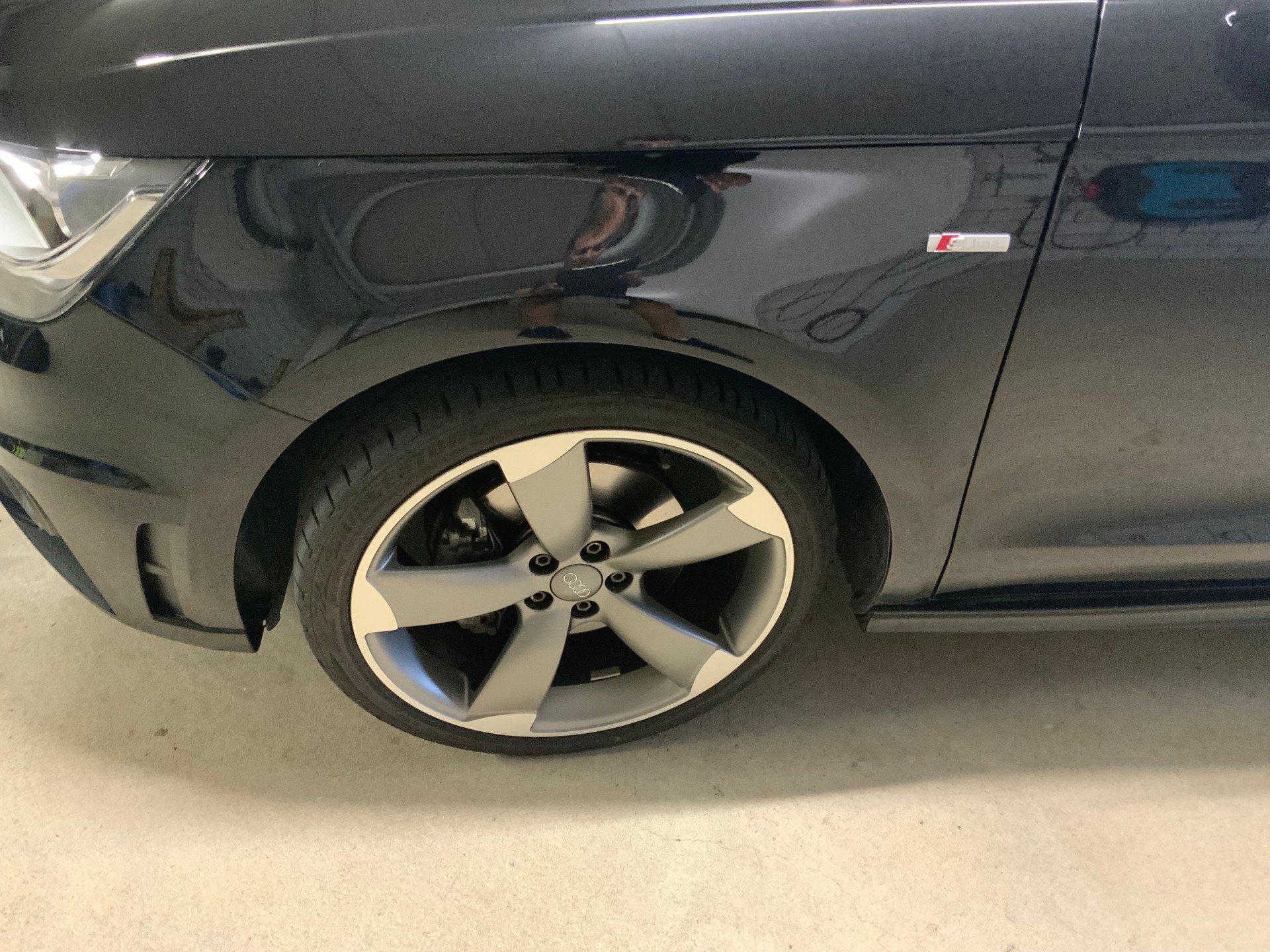AUDI 1.4 TFSI Ambition S-Tronic-image-5