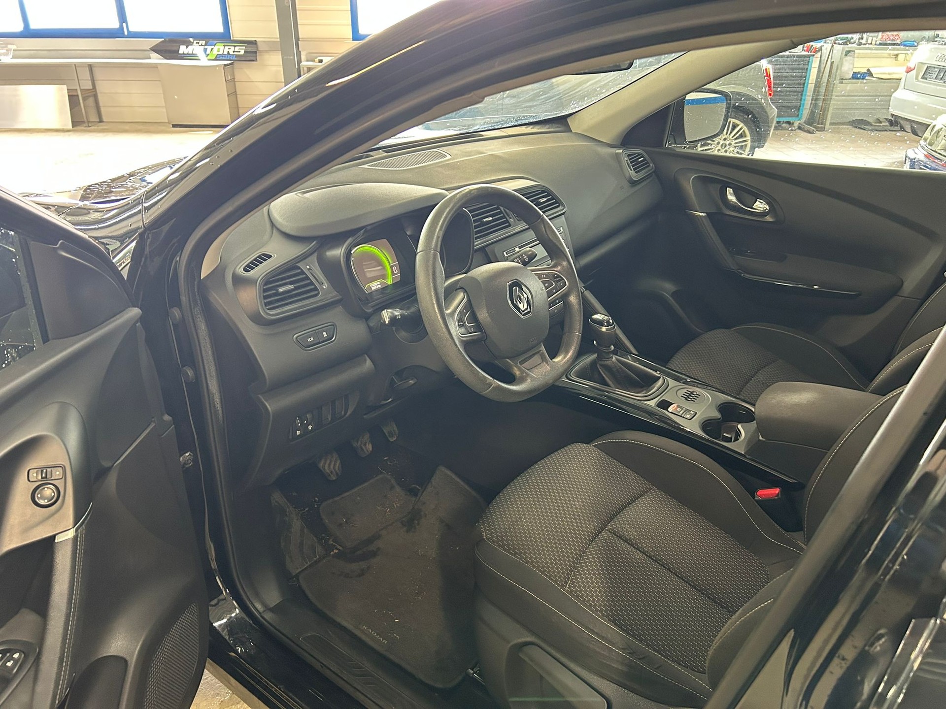 RENAULT Kadjar 1.2 16V Turbo Life-image-6