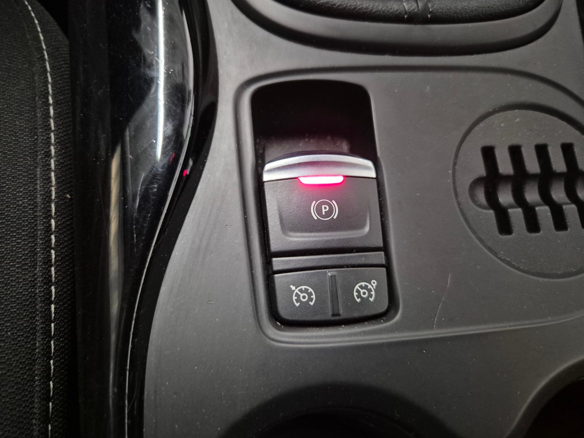 RENAULT Kadjar 1.2 16V Turbo Life-image-10
