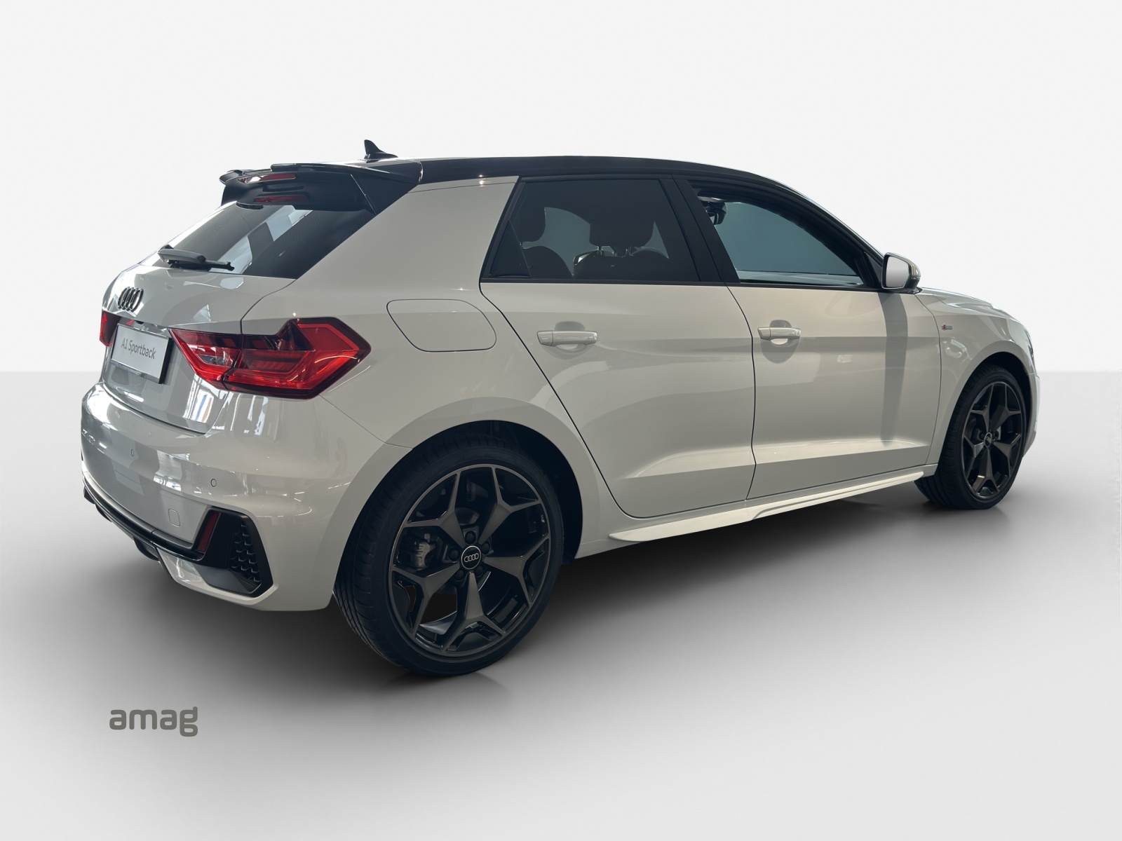 AUDI A1 Sportback 30 TFSI S Line Attraction S-tronic-image-4