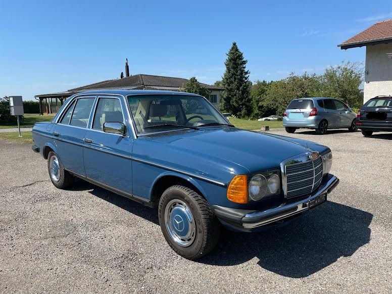 MERCEDES-BENZ 200-image-1