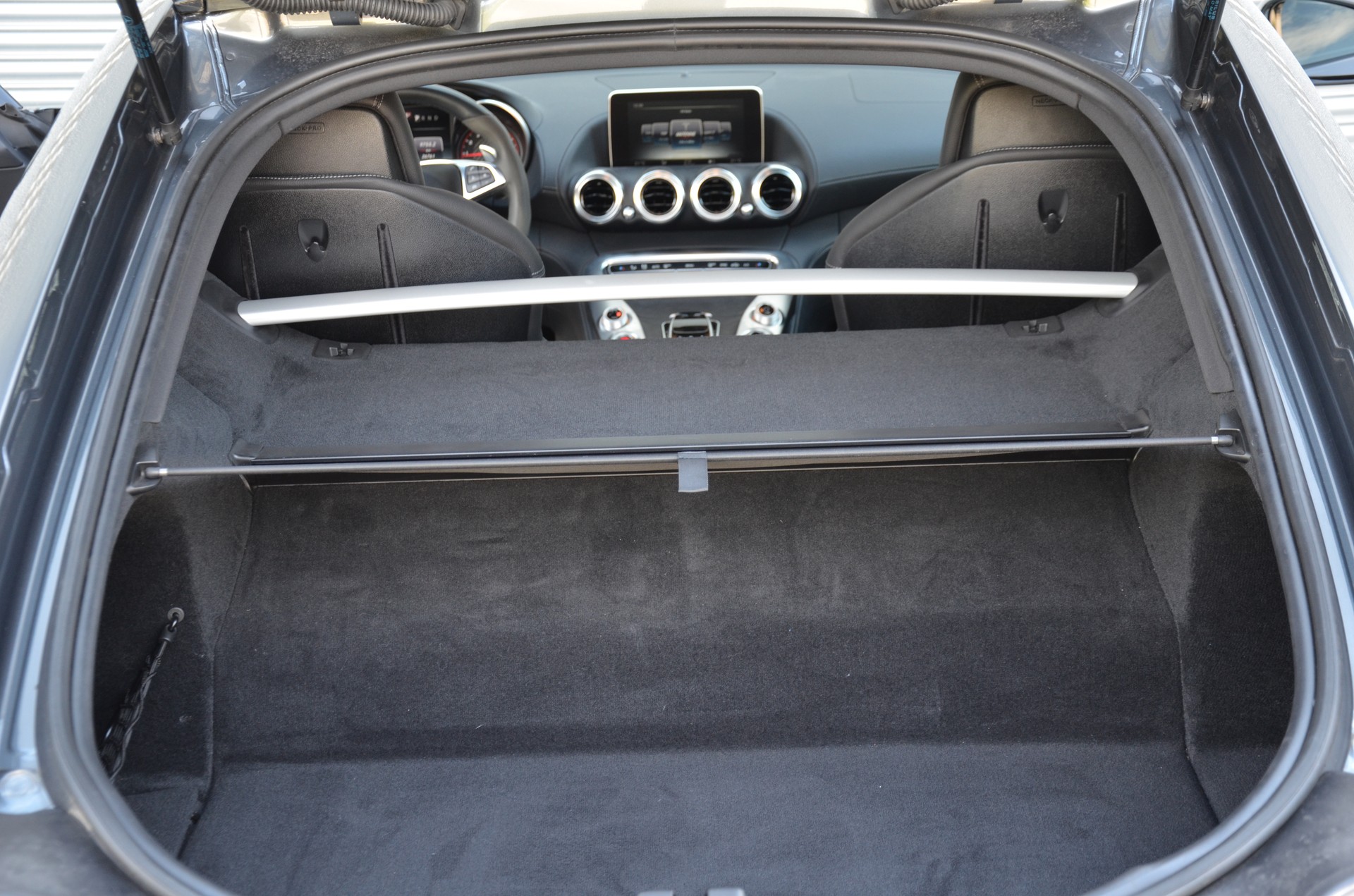 MERCEDES-BENZ AMG GT S Speedshift DCT-image-11