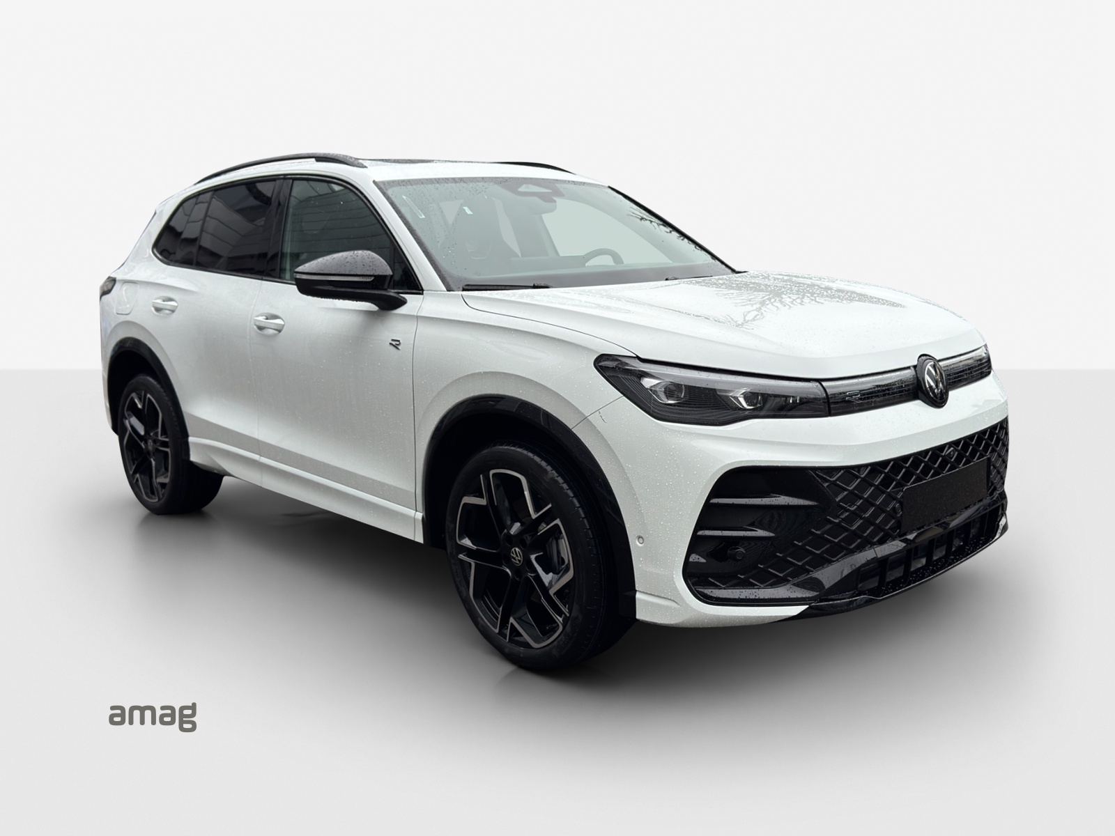 VW Tiguan 2.0 TSI DSG R-Line 4Motion-image-5