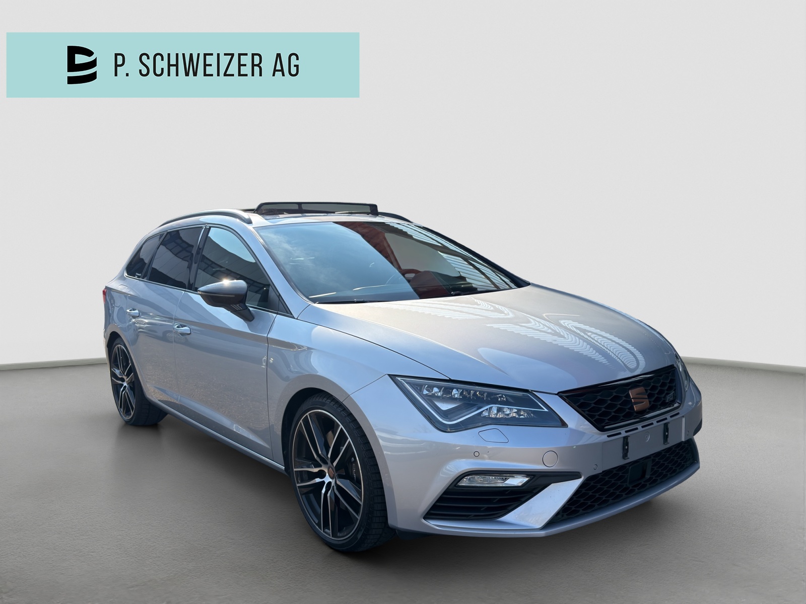 SEAT Leon ST 2.0 TSI Cupra 300 4 Drive DSG-image-6