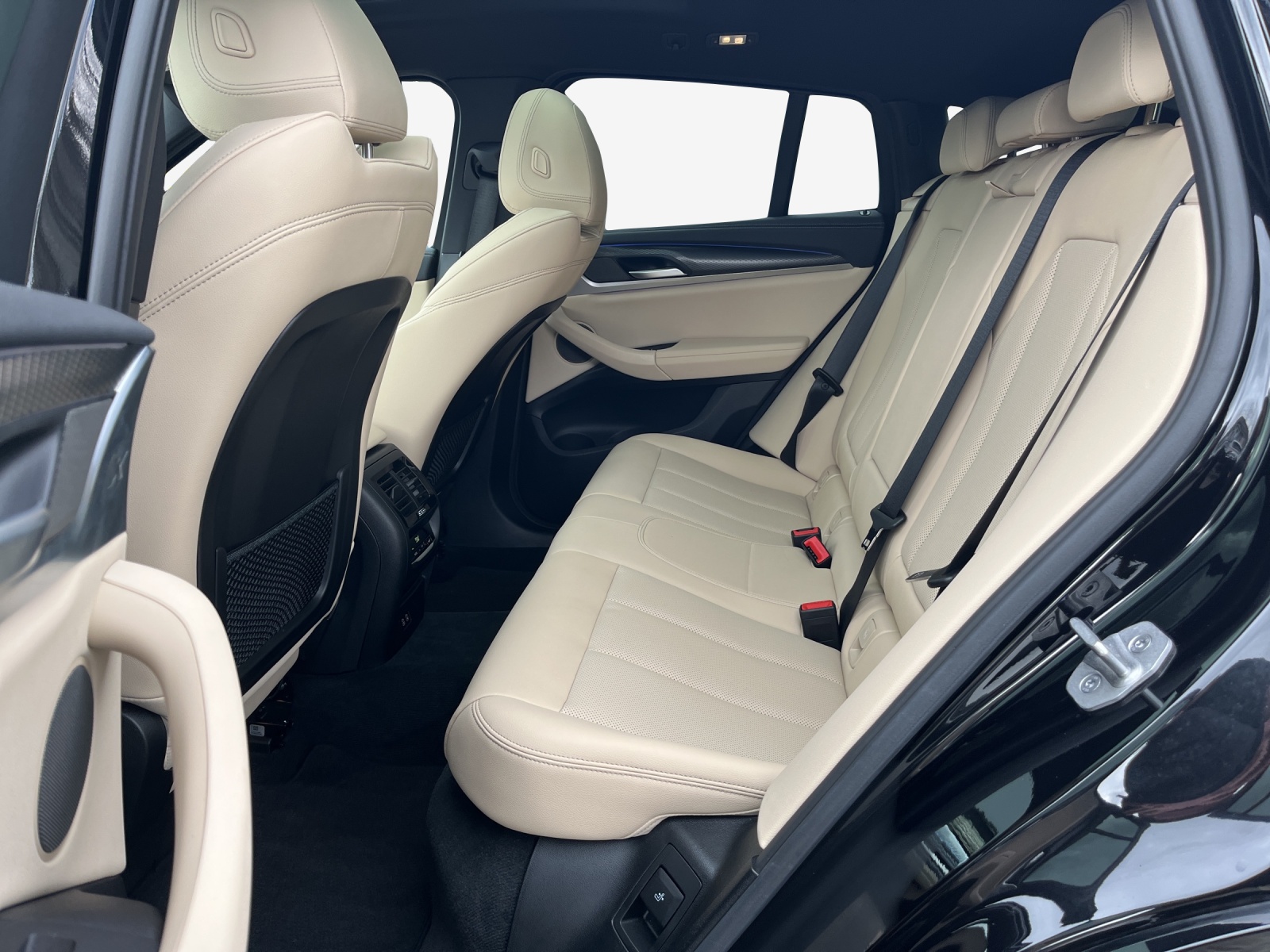 BMW X4 M40i 48V Steptronic-image-9