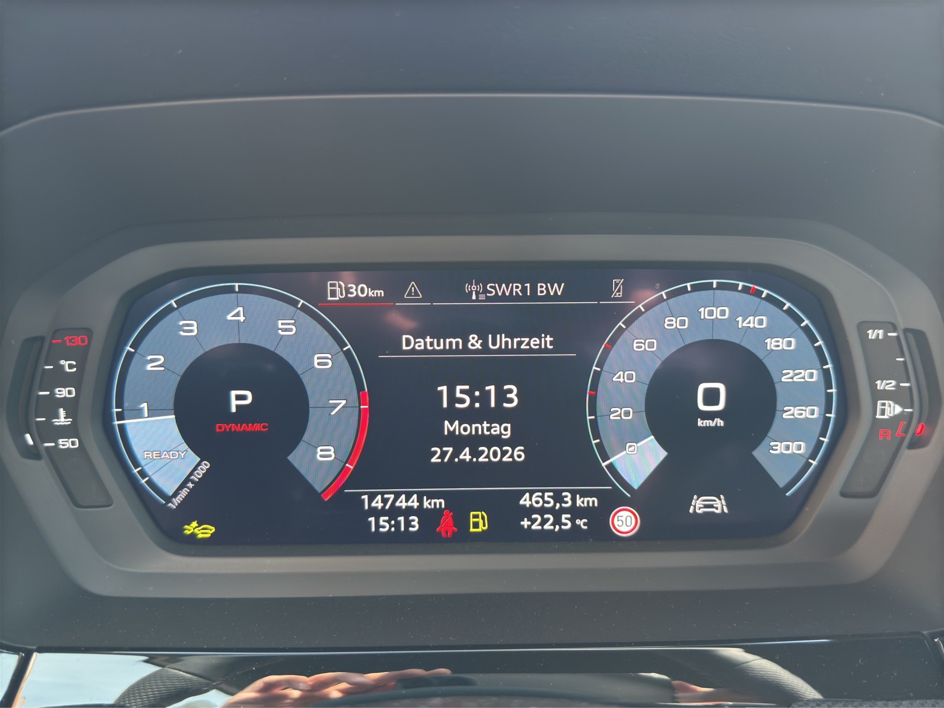 AUDI S3 Sportback TFSI quattro S-tronic-image-10