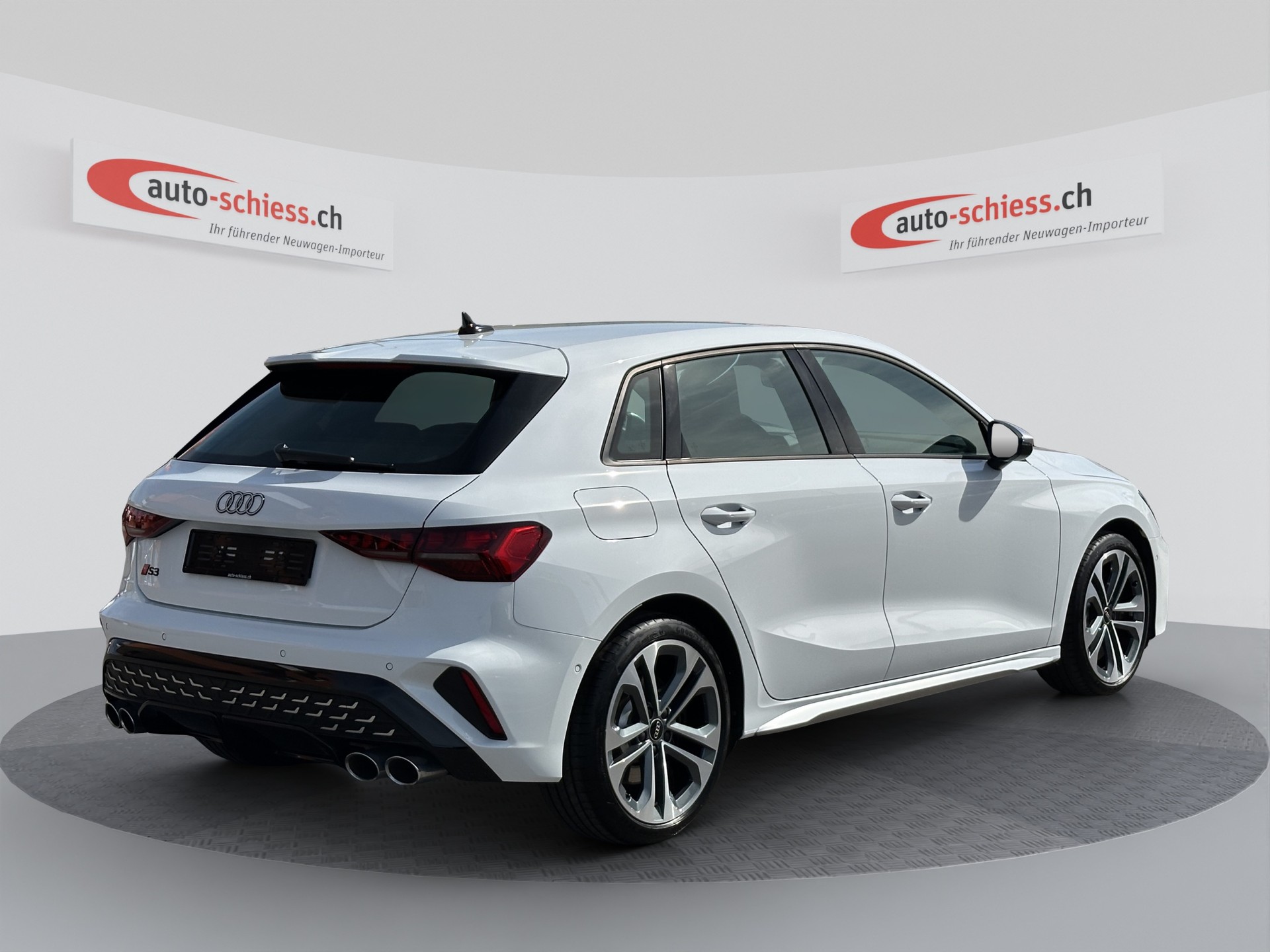 AUDI S3 Sportback TFSI quattro S-tronic-image-4
