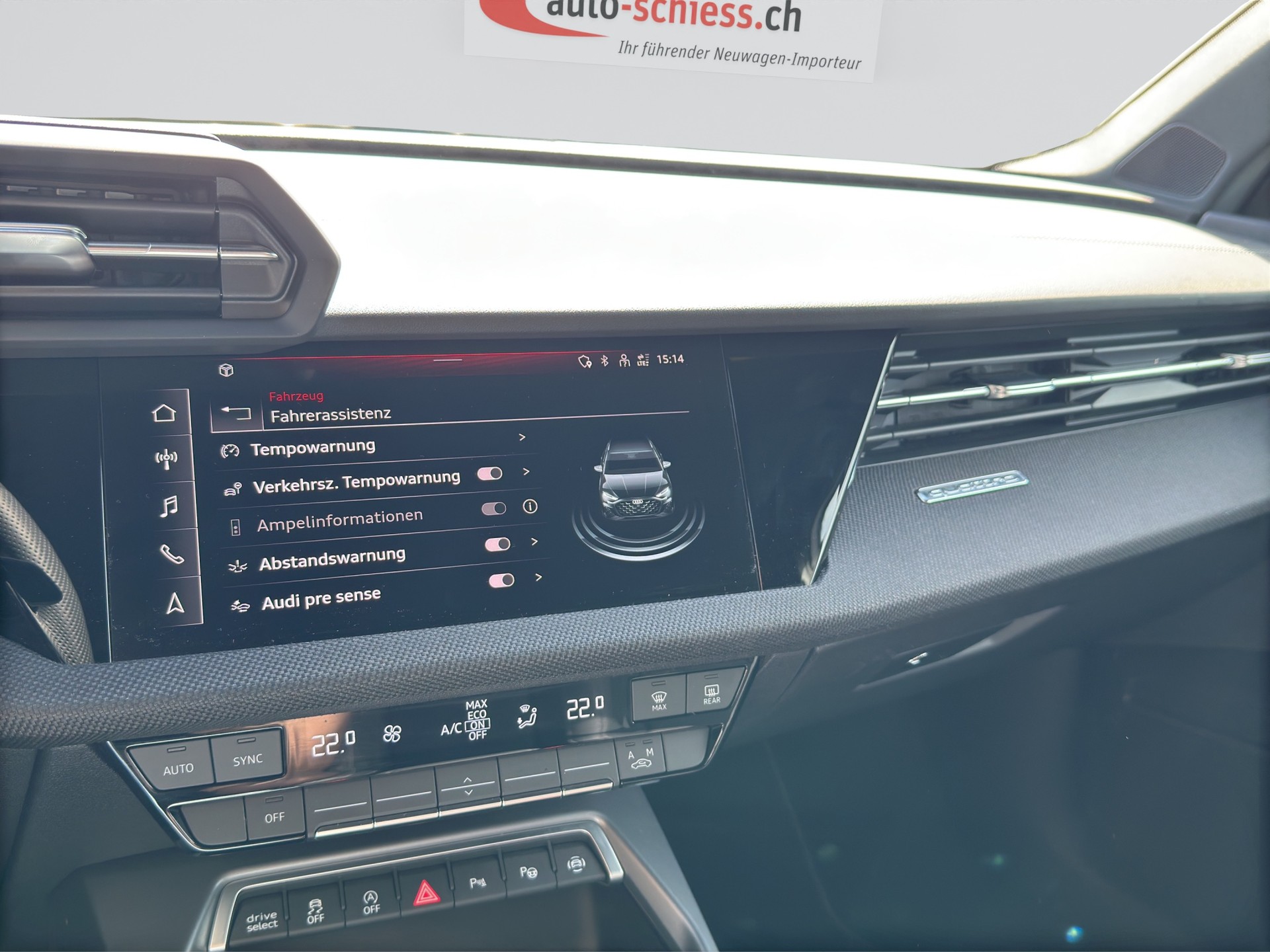 AUDI S3 Sportback TFSI quattro S-tronic-image-11