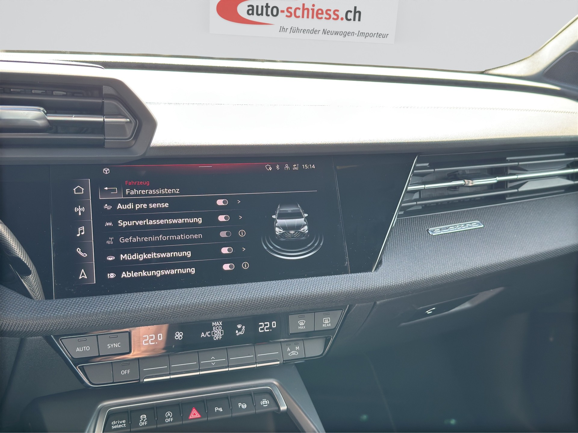 AUDI S3 Sportback TFSI quattro S-tronic-image-12