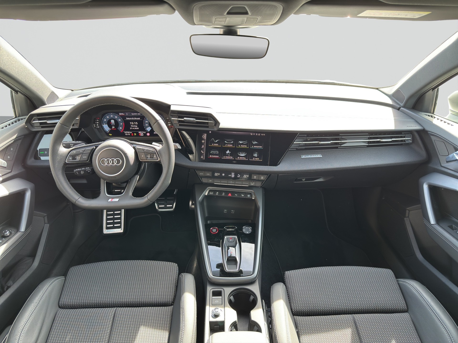 AUDI S3 Sportback TFSI quattro S-tronic-image-13