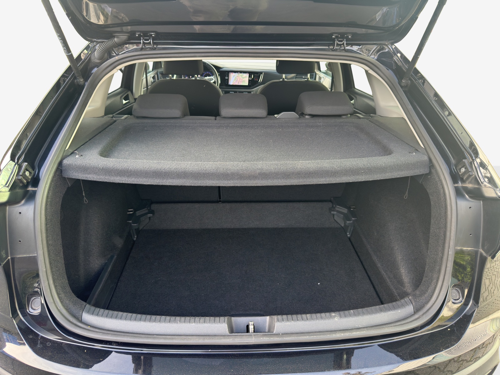 VW Taigo 1.0 TSI Life DSG-image-12