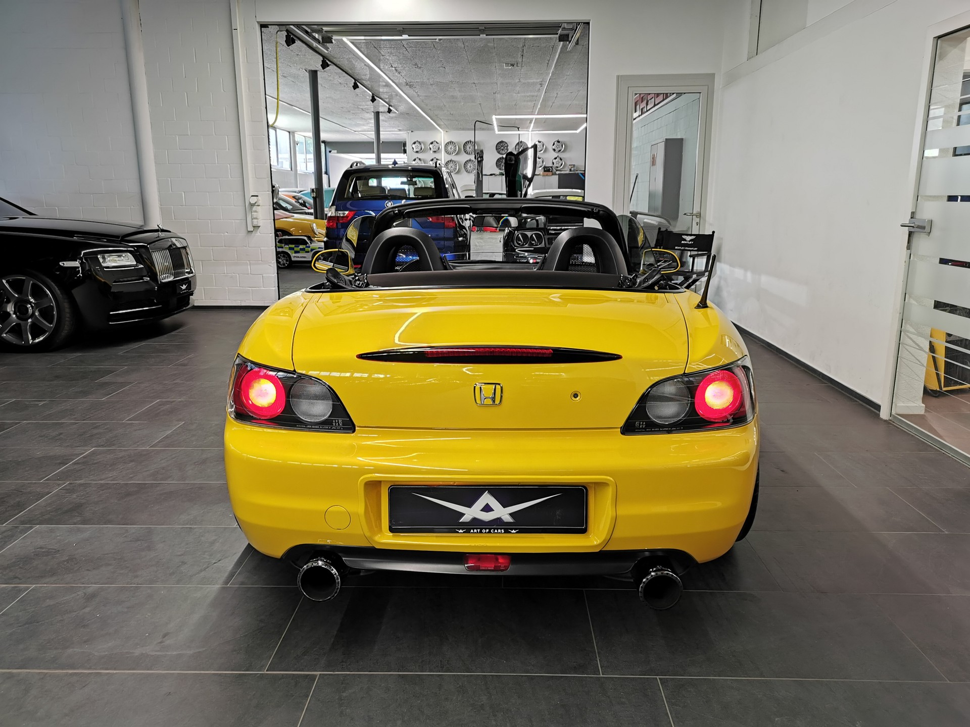 HONDA S2000 1-Hand-image-7