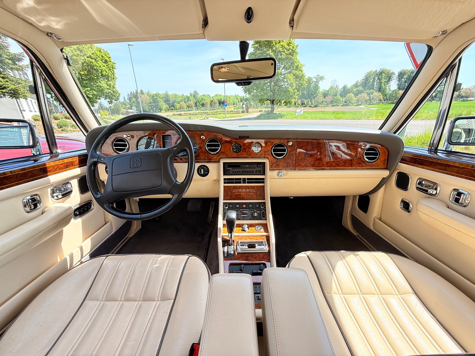 ROLLS-ROYCE Flying Spur Veteran 6.75 V8 Turbo Nr. 31 von 50-image-7