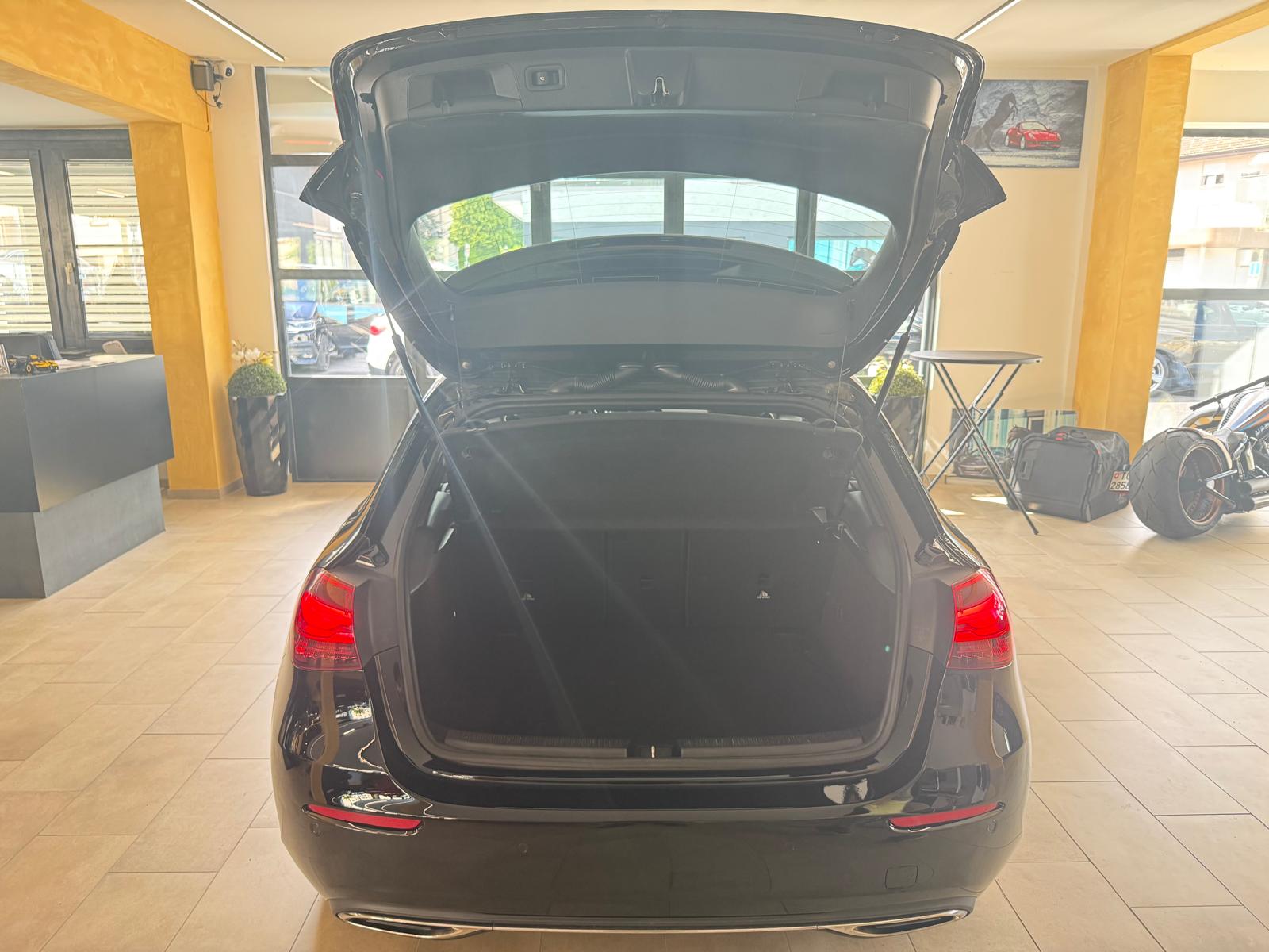 MERCEDES-BENZ A 200 MHEV PROGRESSIVE DCT-image-4