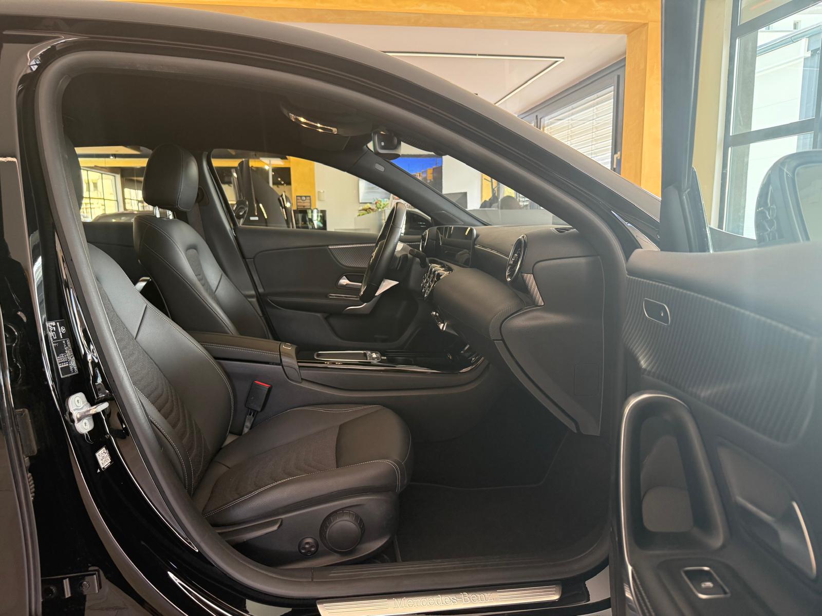 MERCEDES-BENZ A 200 MHEV PROGRESSIVE DCT-image-15