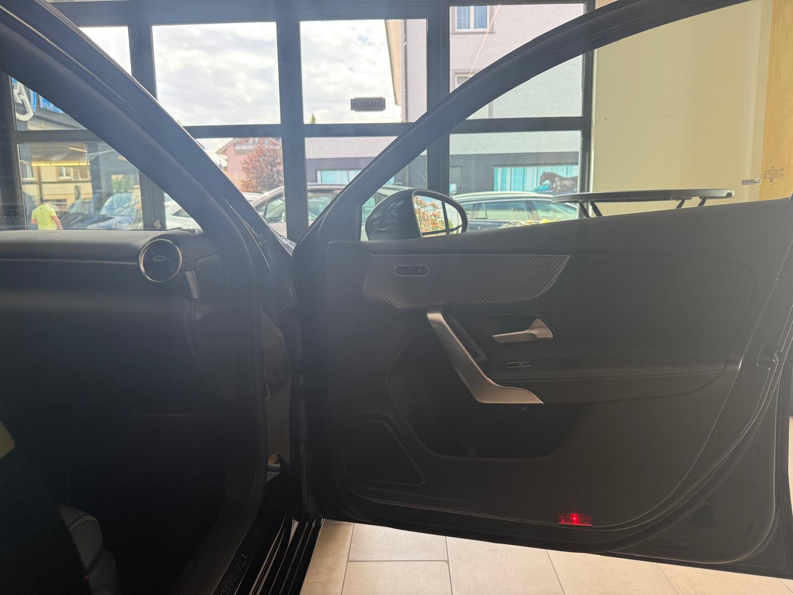 MERCEDES-BENZ A 200 MHEV PROGRESSIVE DCT-image-14