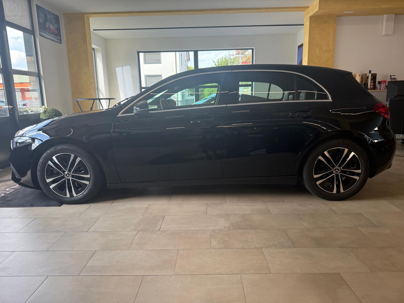 MERCEDES-BENZ A 200 MHEV PROGRESSIVE DCT-image-7