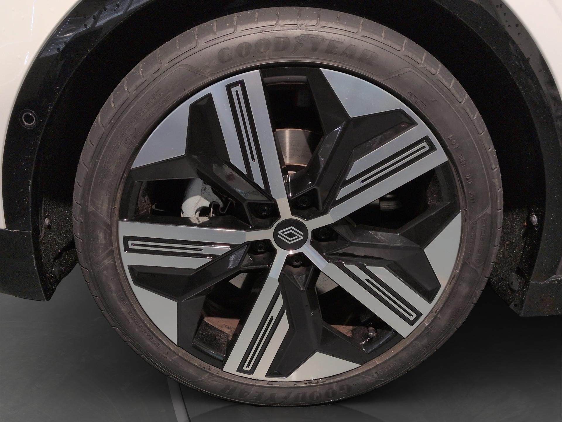 RENAULT Mégane E-TECH EV60 Iconic-image-24