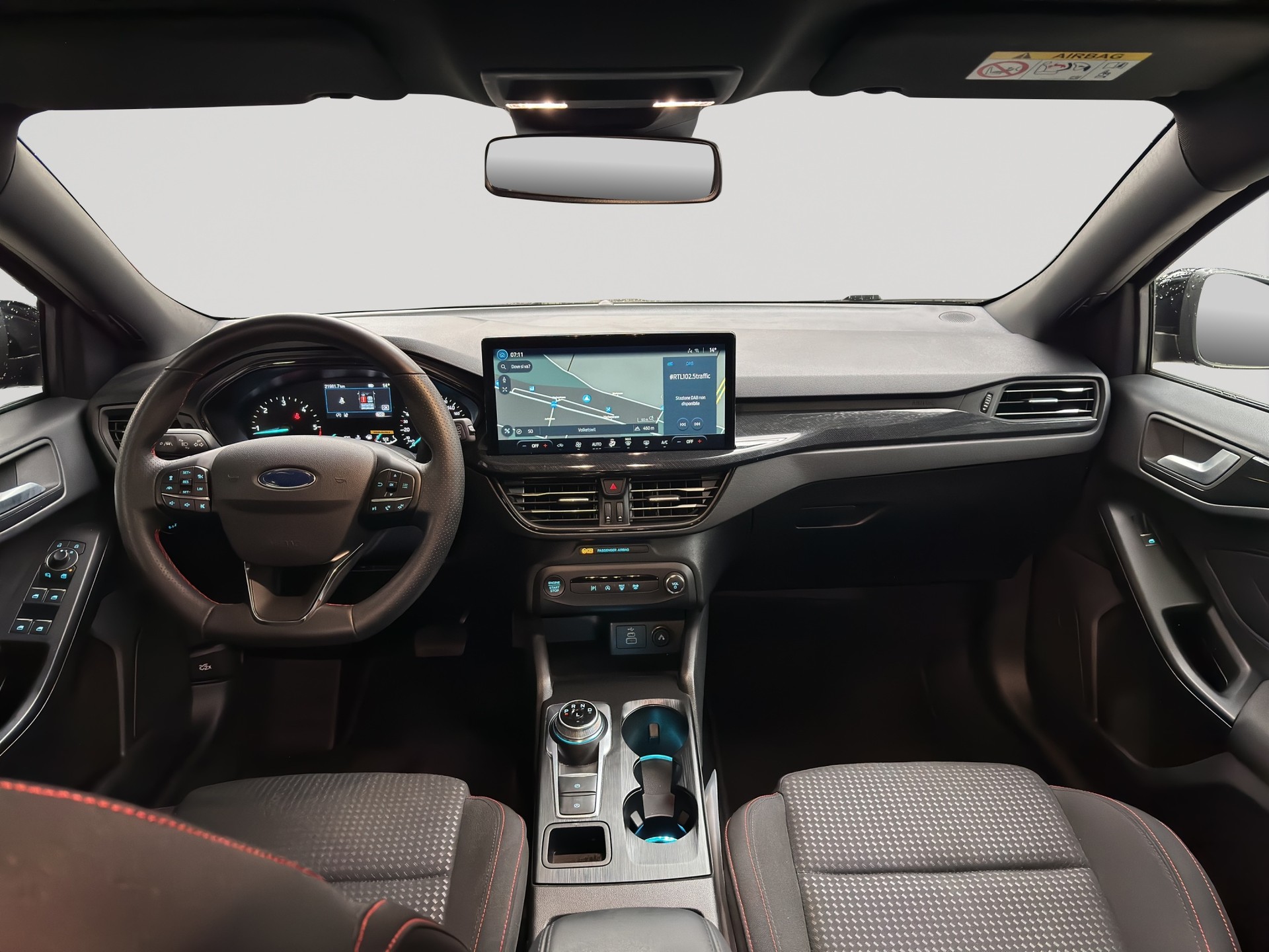 FORD Focus 1.5 TDCi EcoBlue ST-Line Automatic-image-12