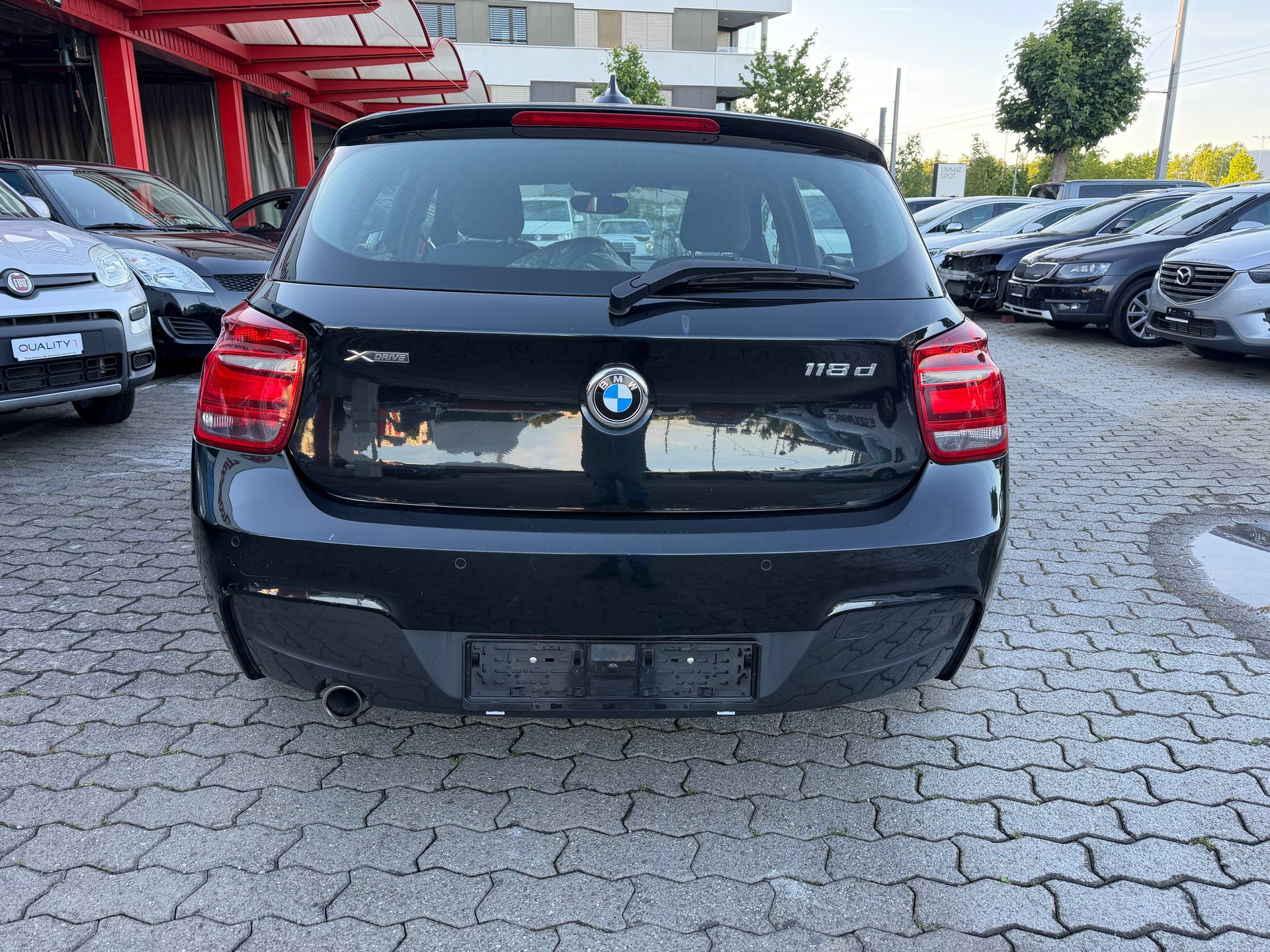 BMW 118d xDrive Sport Line-image-5