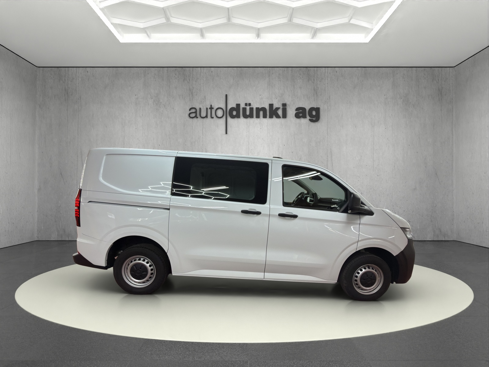 VW Transporter 2.0 TDI-image-10