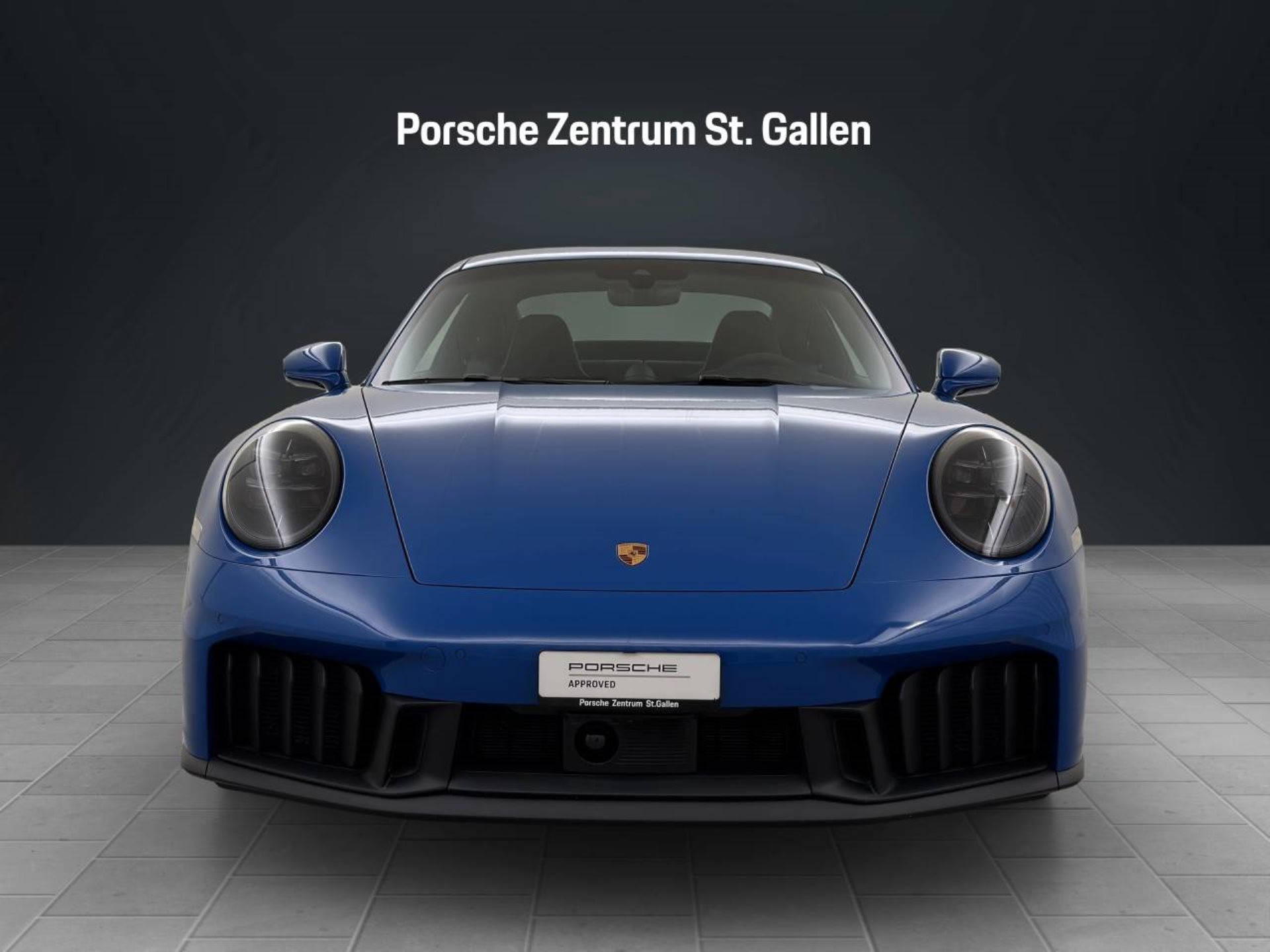 PORSCHE 911 Carrera GTS-image-9