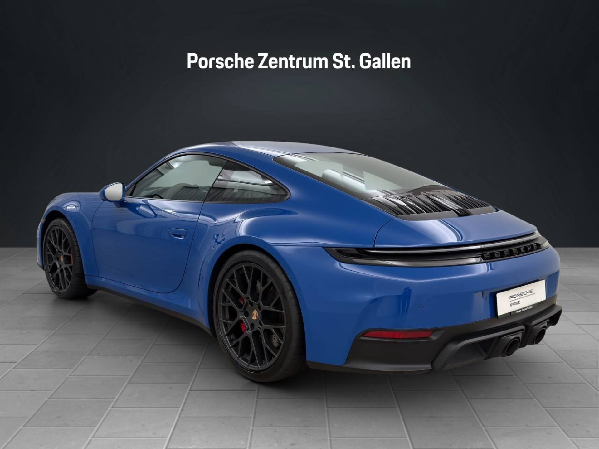 PORSCHE 911 Carrera GTS-image-2