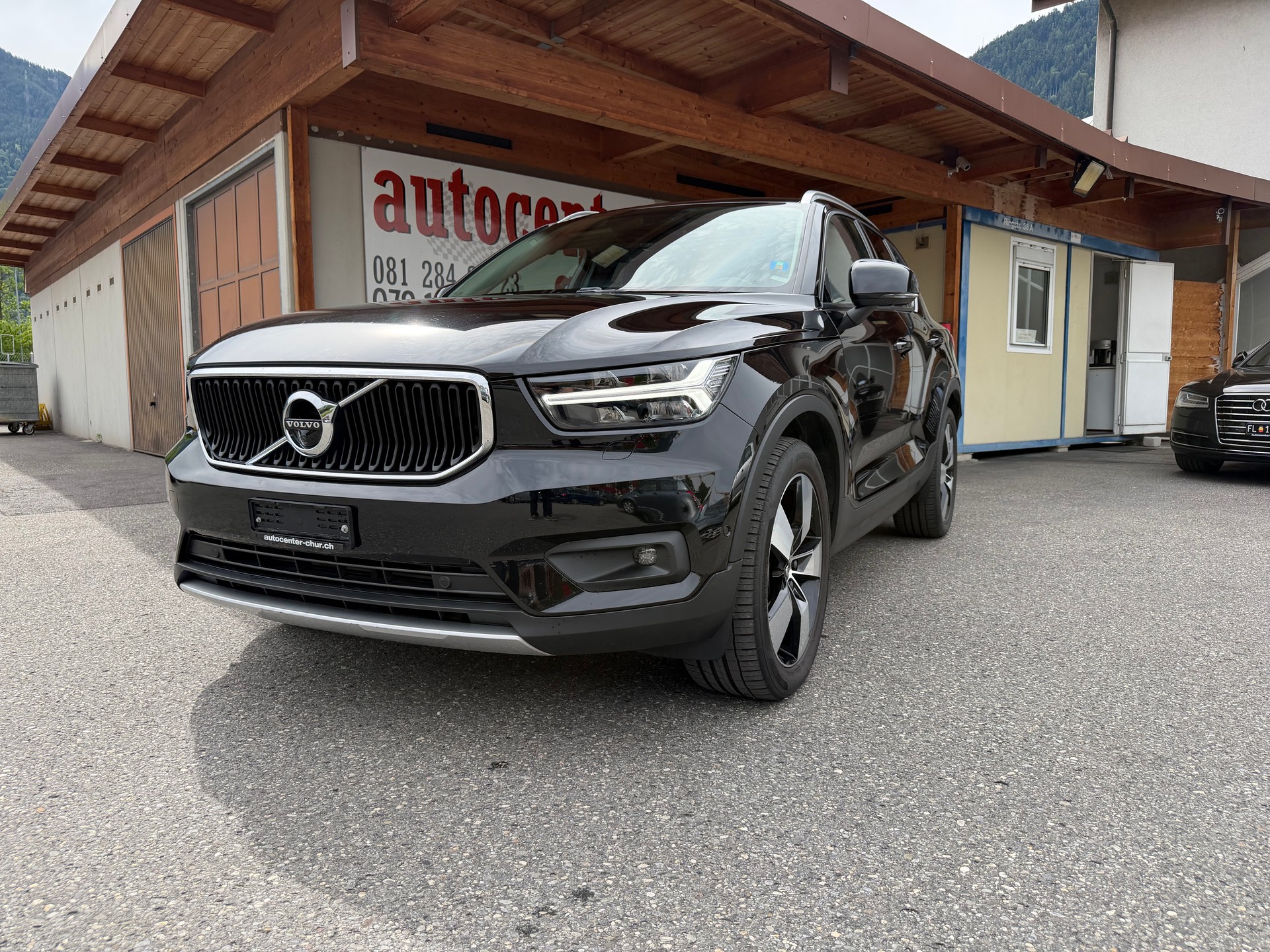 VOLVO XC40 D4 AWD Momentum Geartronic